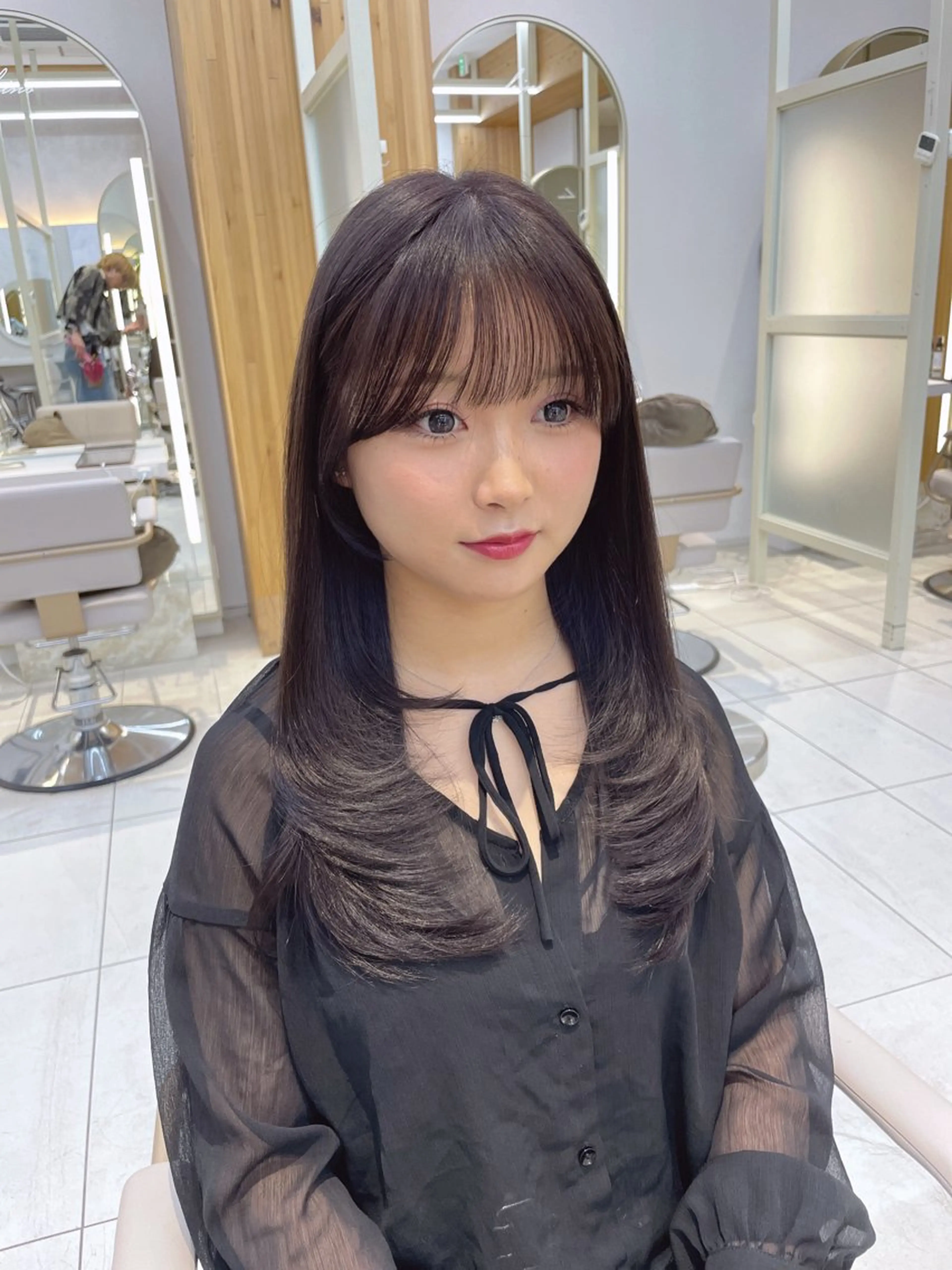 セミロング レイヤー/顔周り /韓国ヘア/TAKUのヘアスタイル