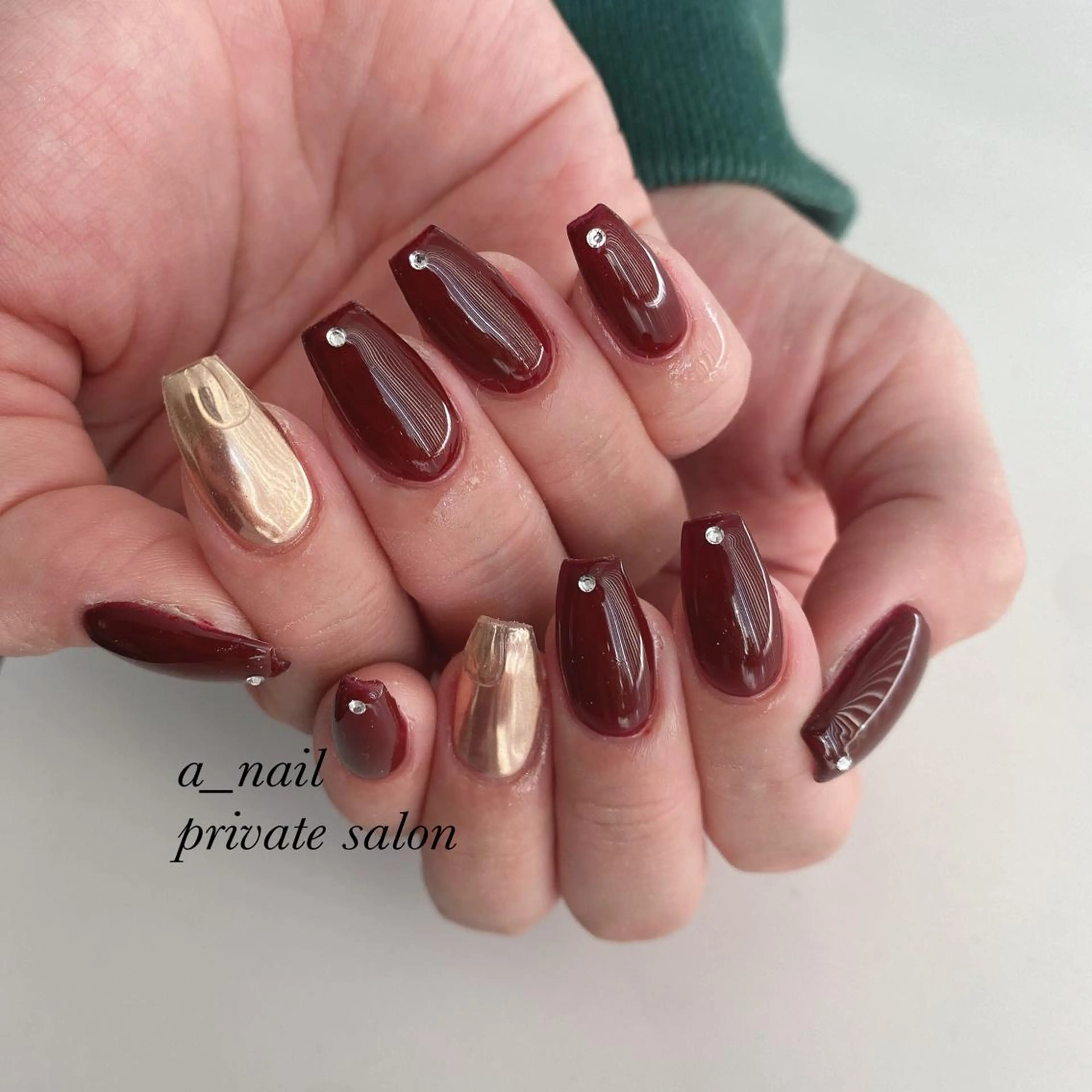 ネイル アニマル柄 フレンチネイル ジェルネイル 氷ネイル・うるうるネイル レース 菅 恵奈のネイルデザイン