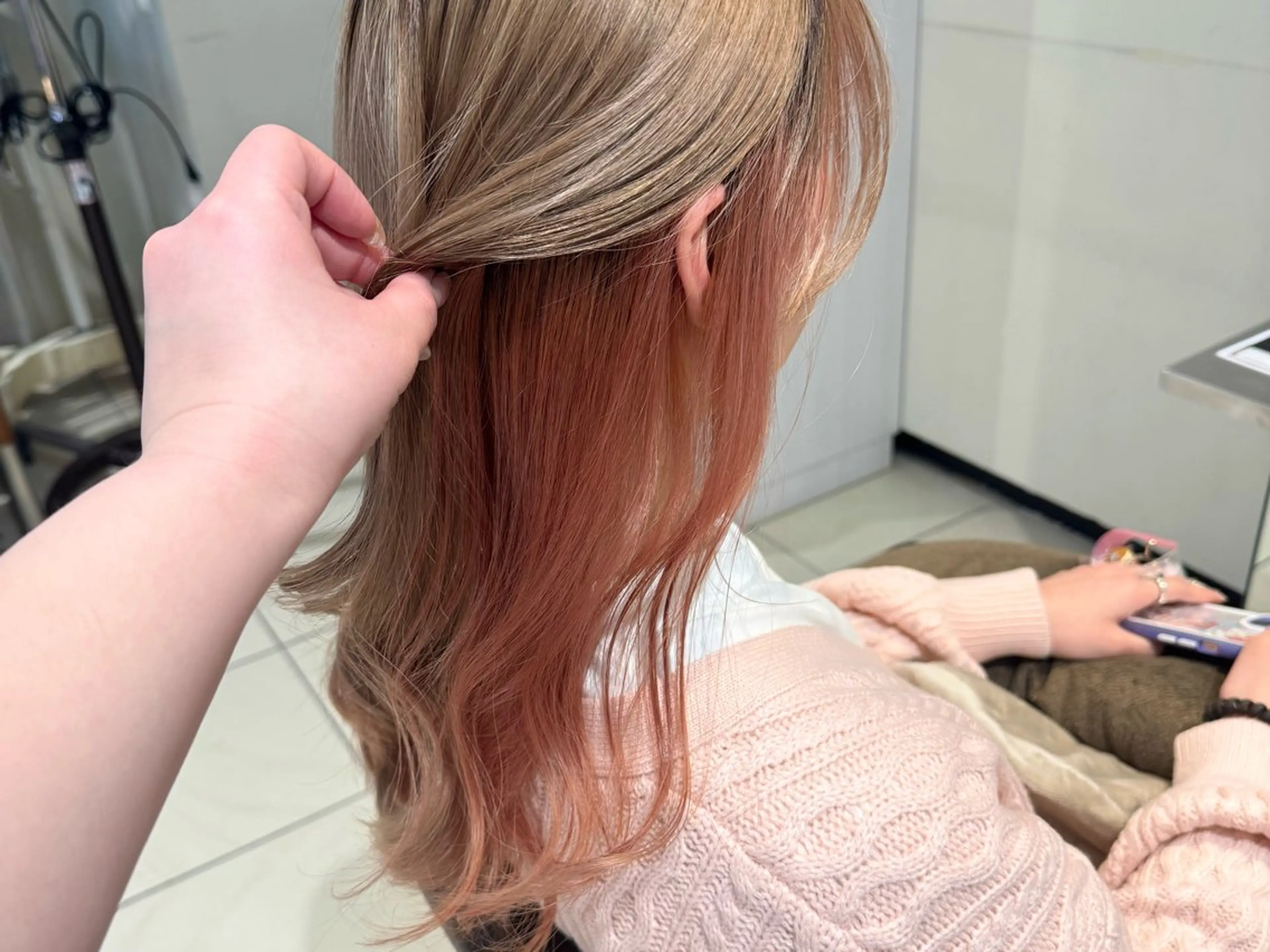 ロング カラー ヘアカラー 吉長 彩香のヘアスタイル