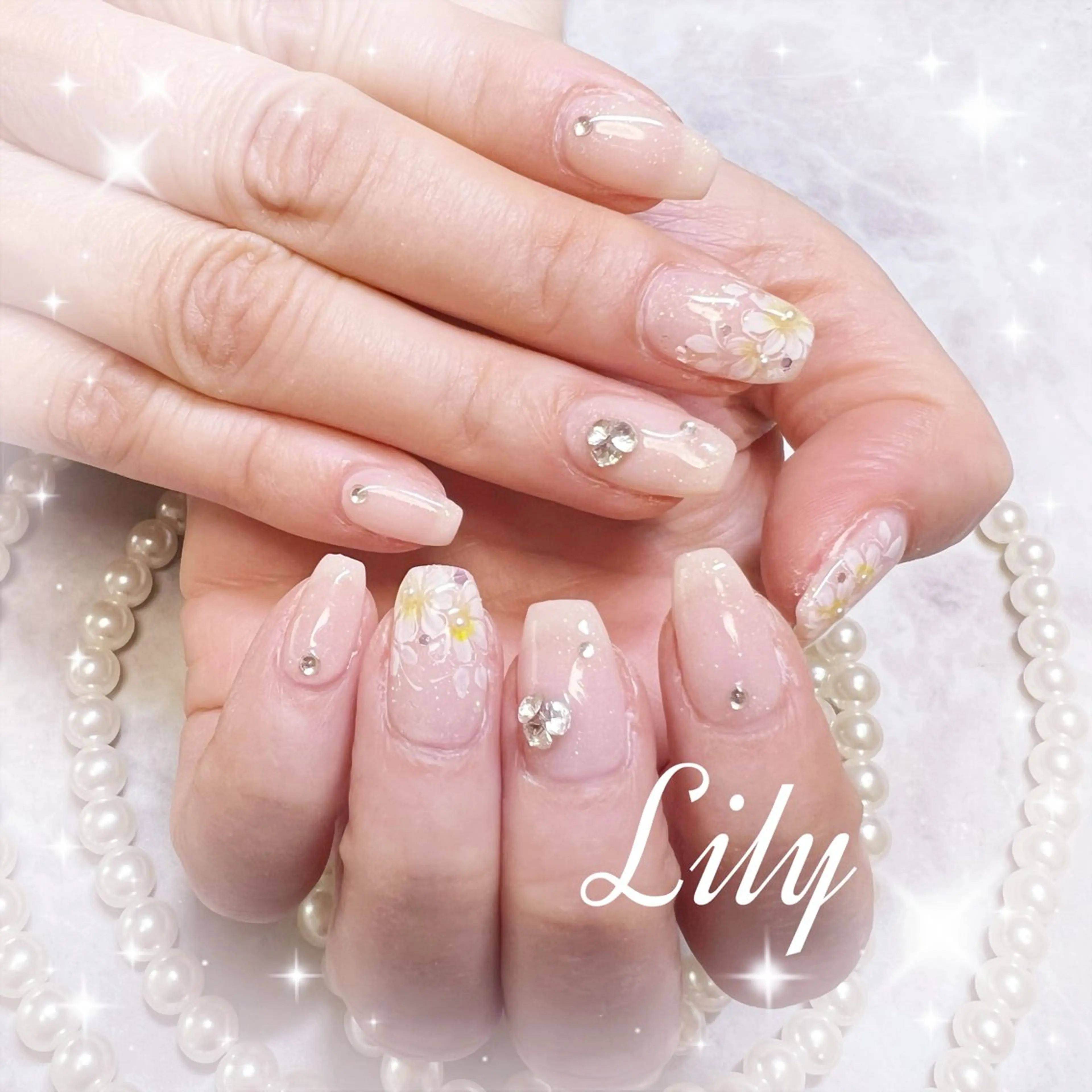 ネイル ハンドネイル Lily*nail 🌻Mii🌻のネイルデザイン
