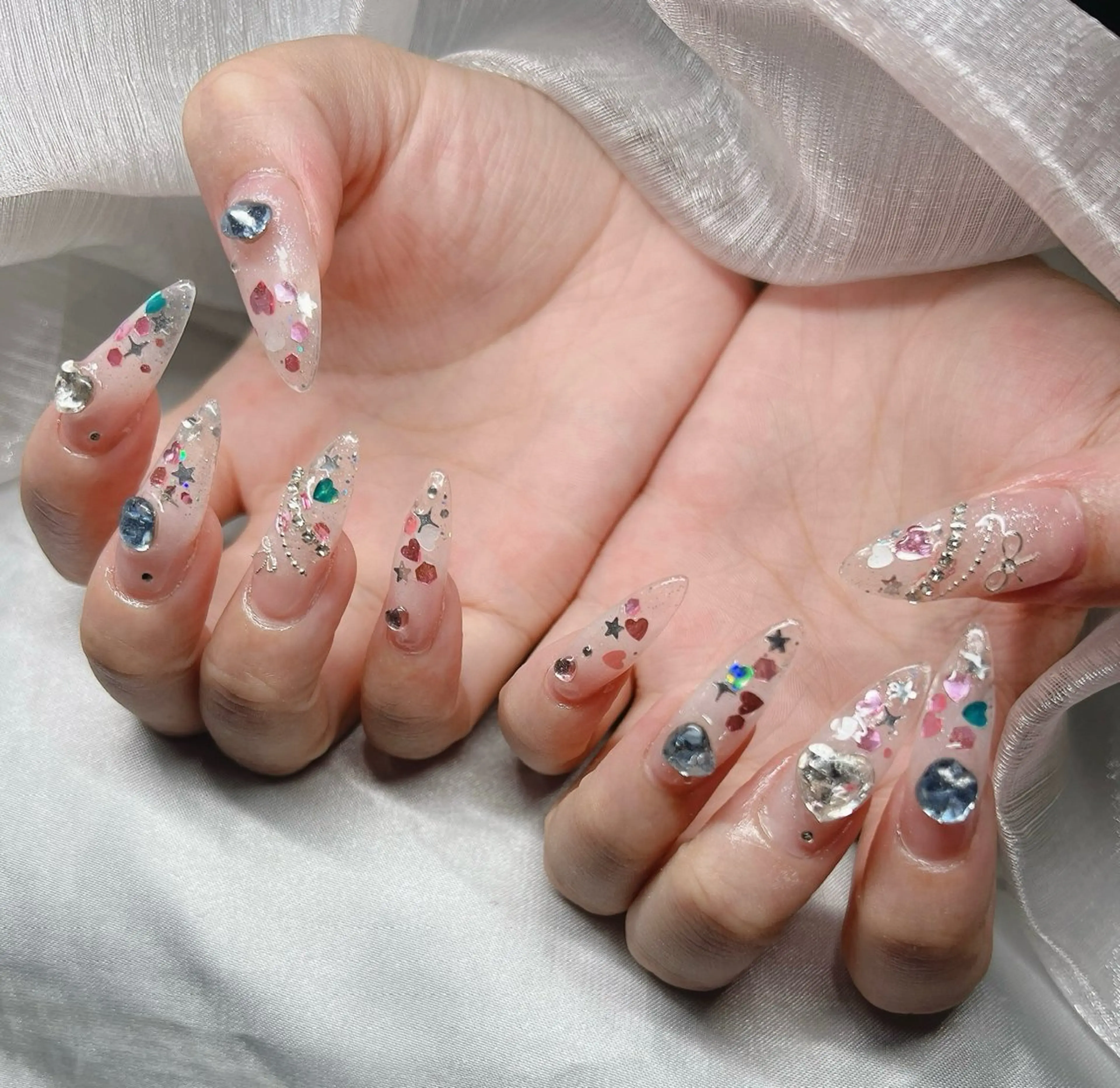 ネイル 長さ出し グラデーション 卒業式 キラキラネイル マグネットネイル ハンドネイル Lee Nailsのネイルデザイン