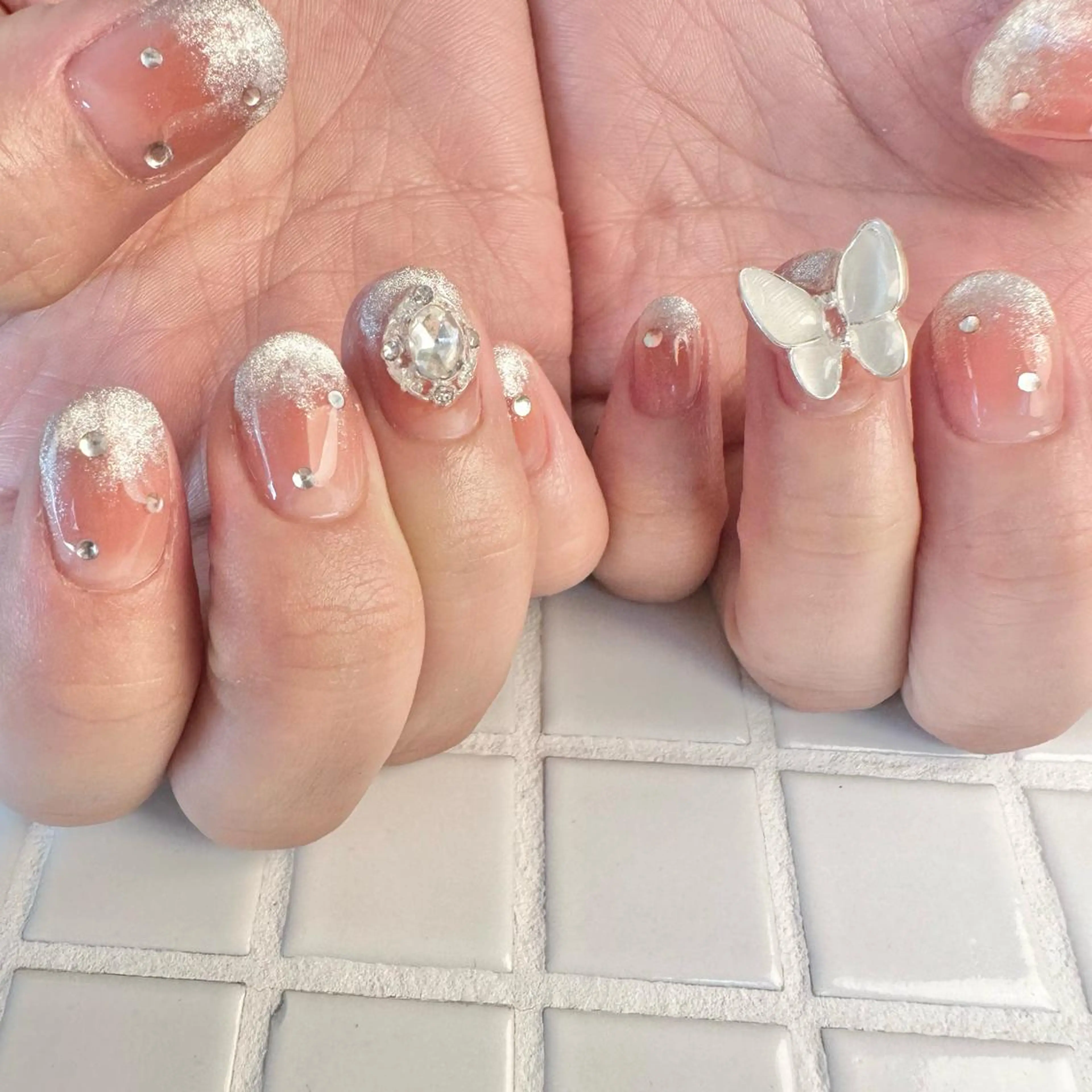 ネイル ハンドネイル Nail lily 🍒渋谷.表参道のネイルデザイン