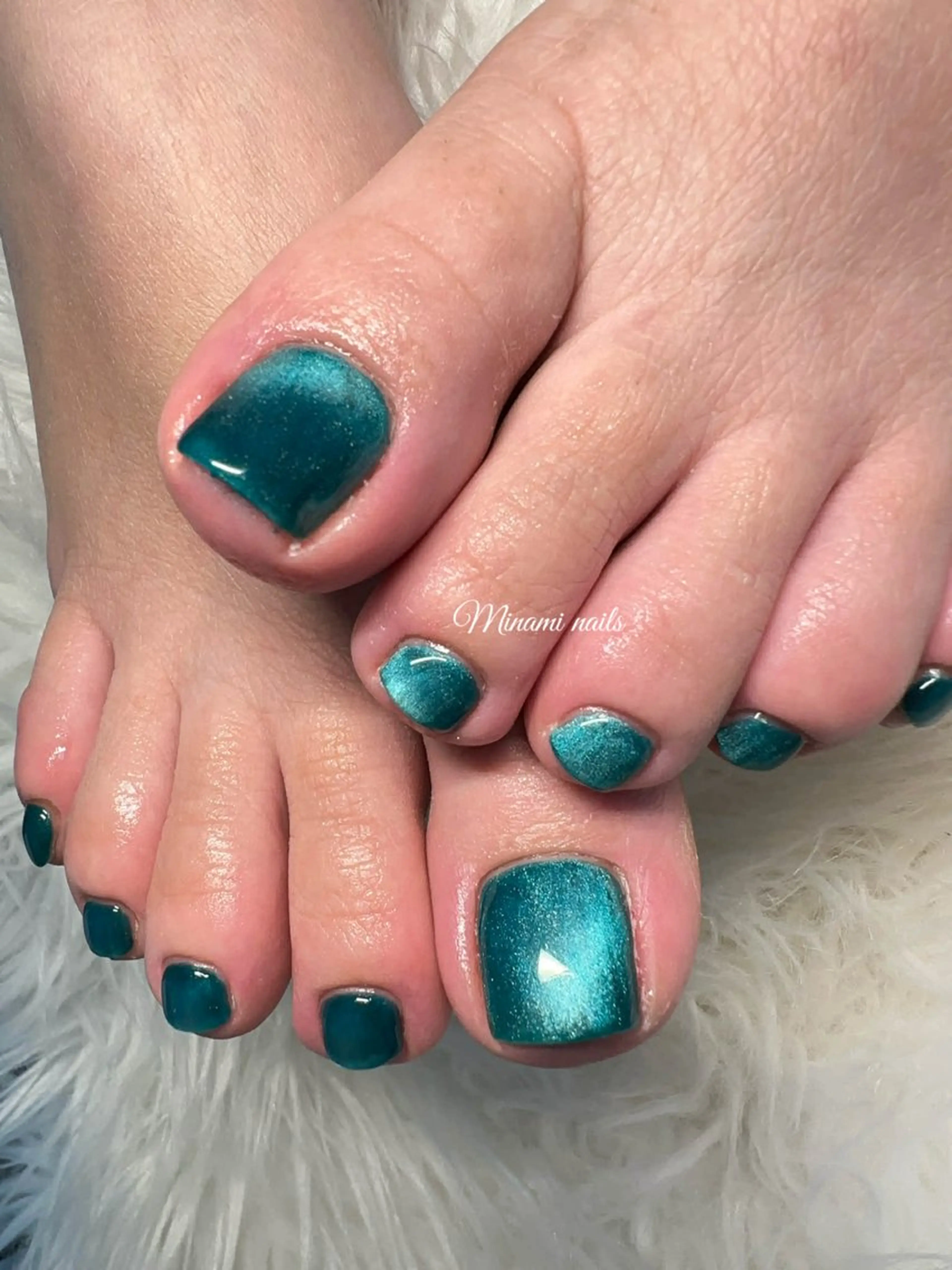 ネイル アートネイル オーロラネイル ガーリー キラキラネイル 韓国ネイル フットネイル Minami Nailsのネイルデザイン