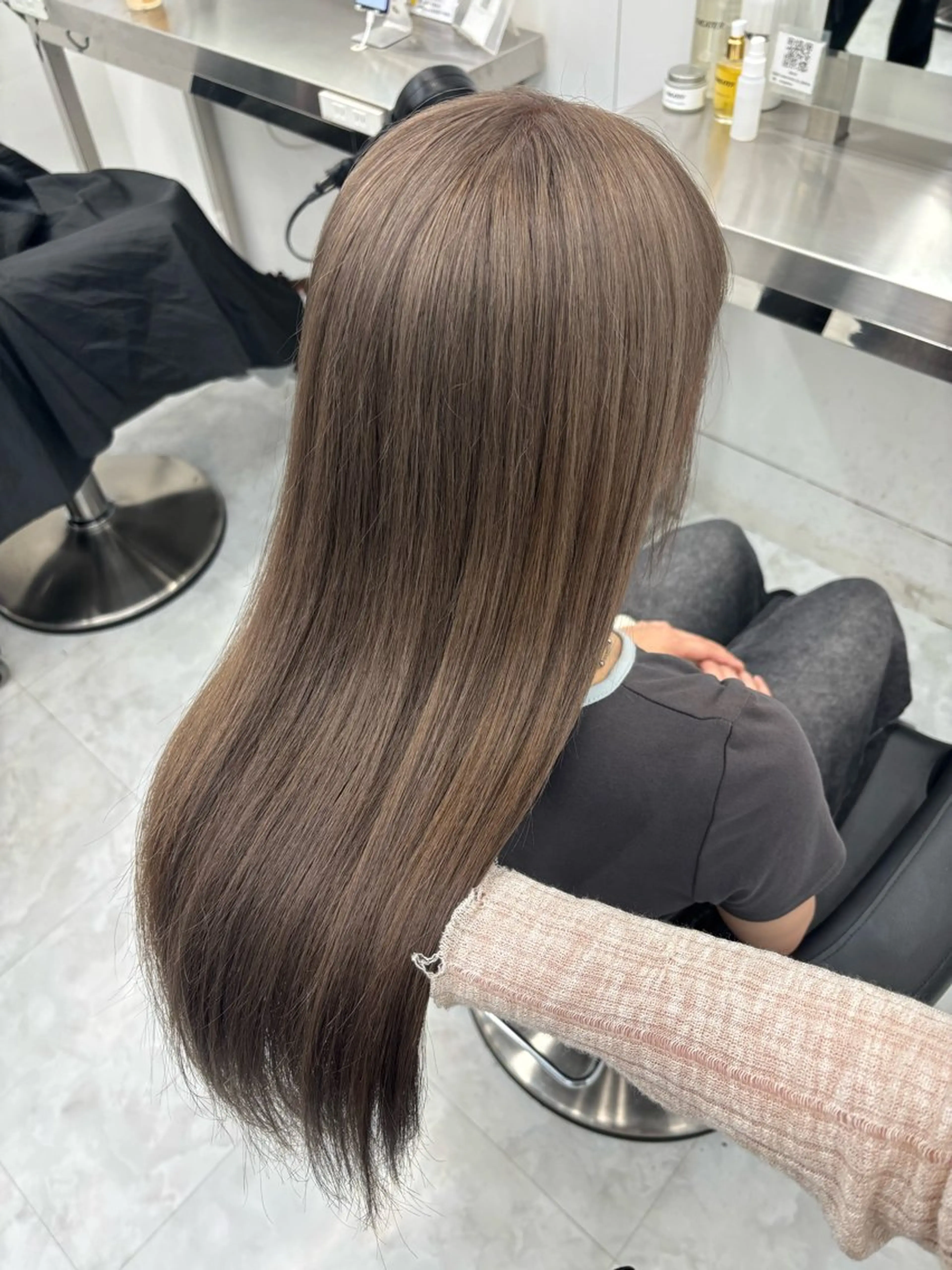 カラー ヘアカラー トリートメント Wカラー/暖色/べ ージュりく©︎🐝のヘアスタイル