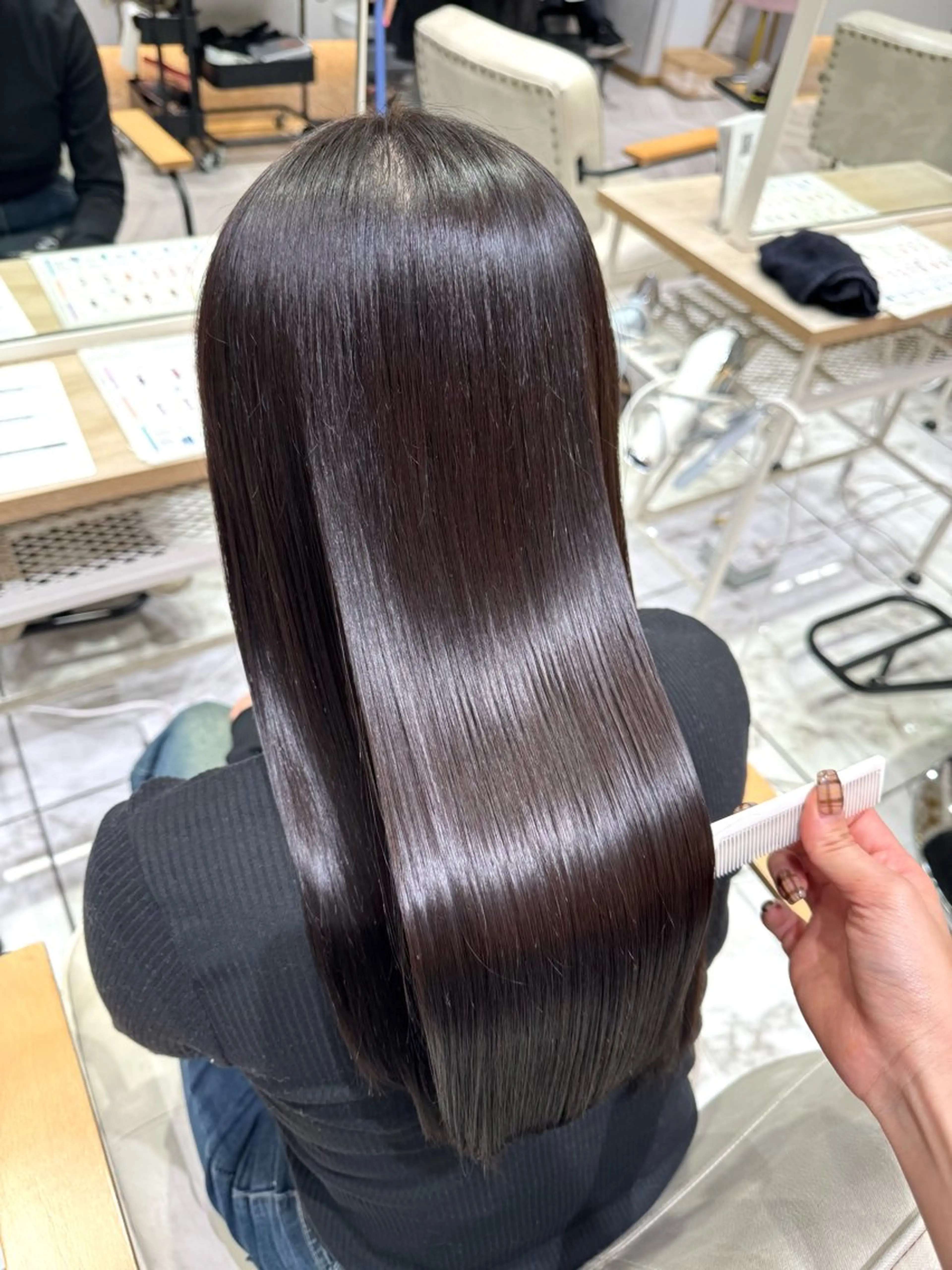 セミロング カラー ヘアカラー トリートメント 学生人気no.1 🦋ナツミのヘアスタイル