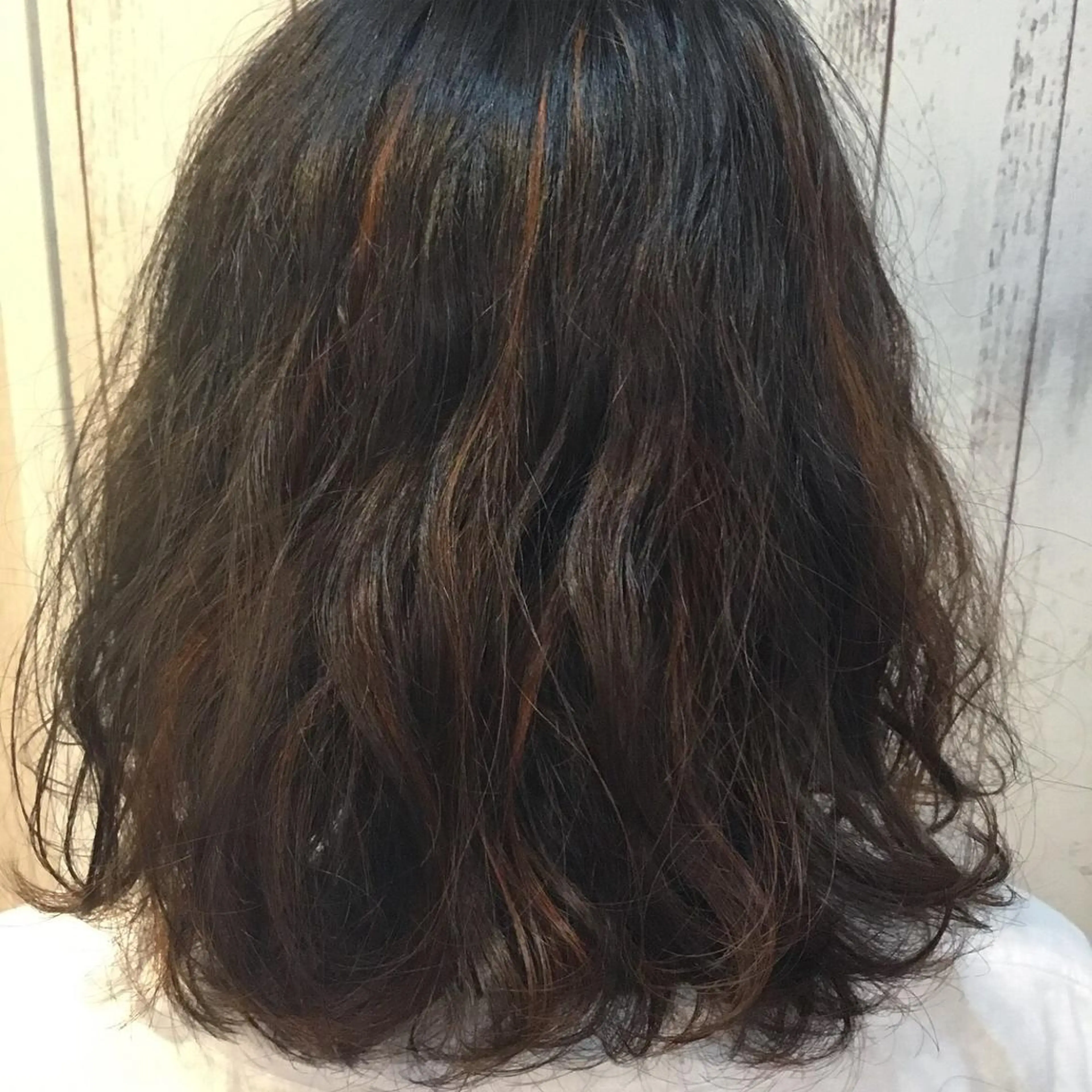 ミディアム カラー パーマ 金崎 新吾のヘアスタイル