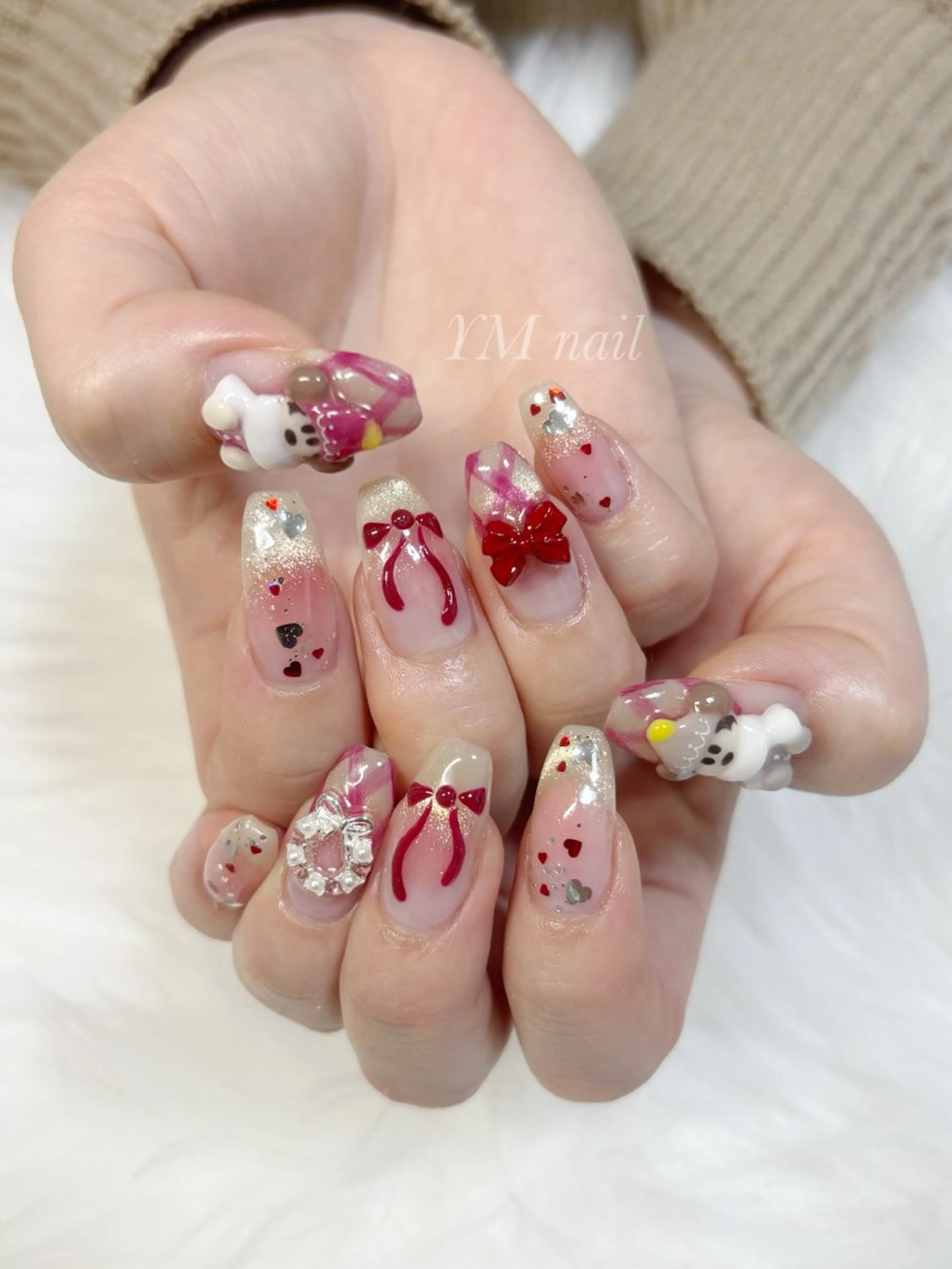 ネイル ボルドー チークネイル ジェルネイル グラデーション ハート ハンドネイル YM nailのネイルデザイン