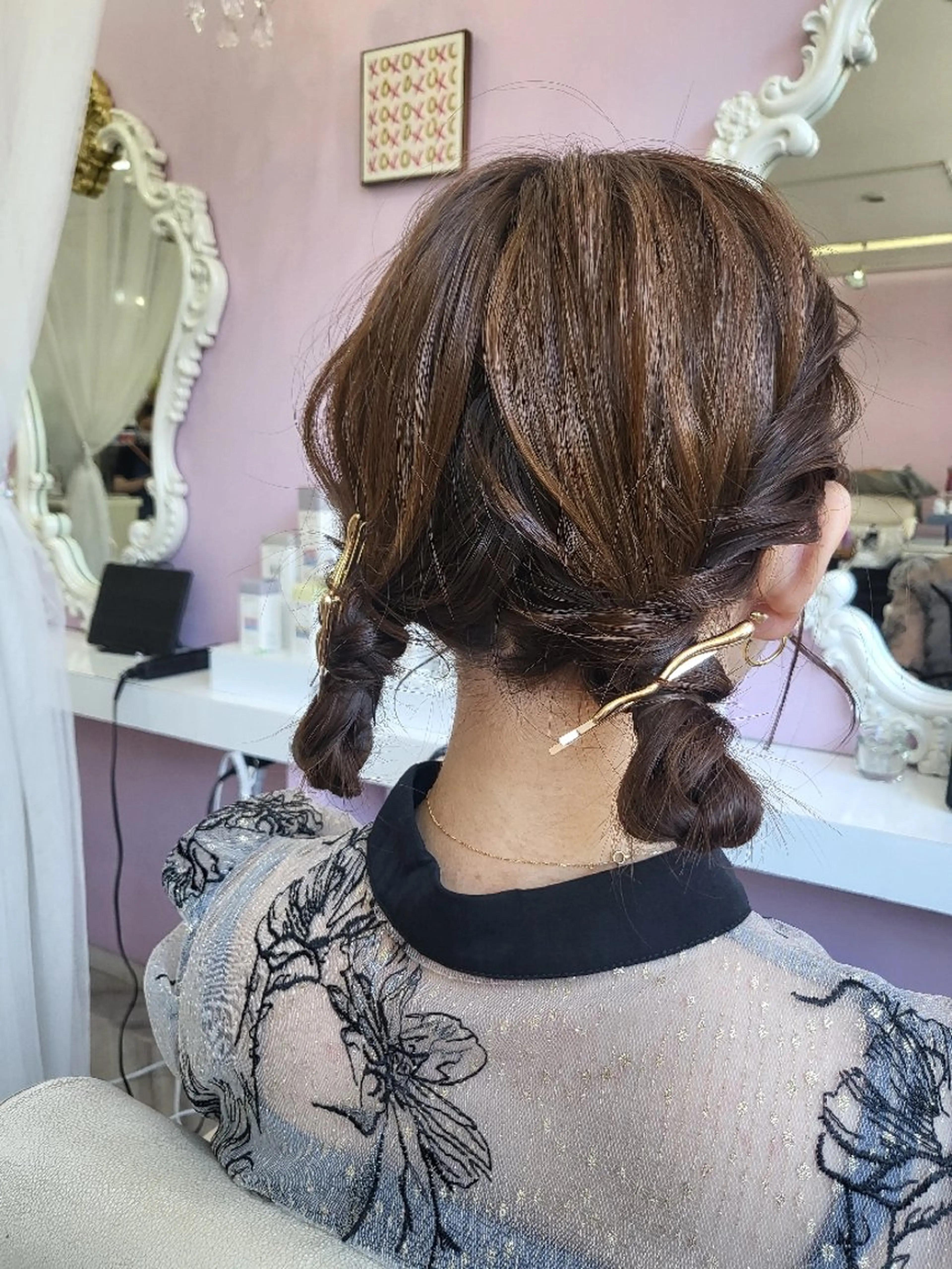 セミロング カラー ヘアアレンジ お団子ヘア ヘアセット ナカシマ  アユミのヘアスタイル