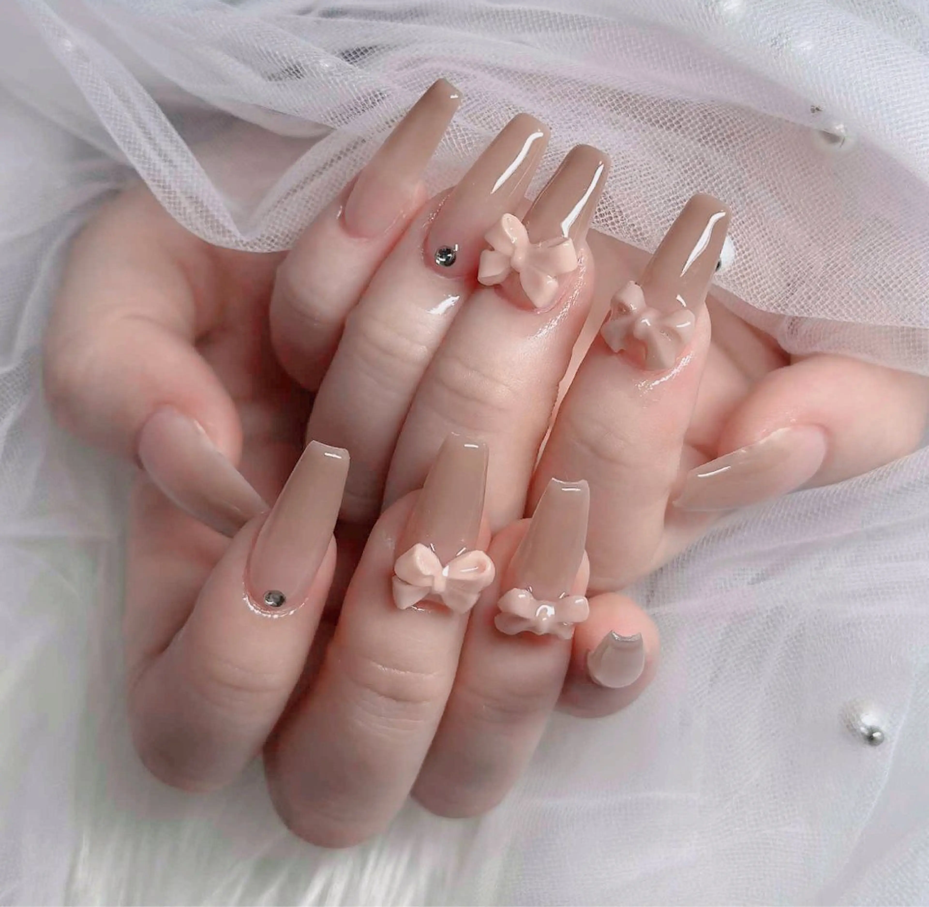 ネイル ハンドネイル Tini ANA.CHUOのネイルデザイン