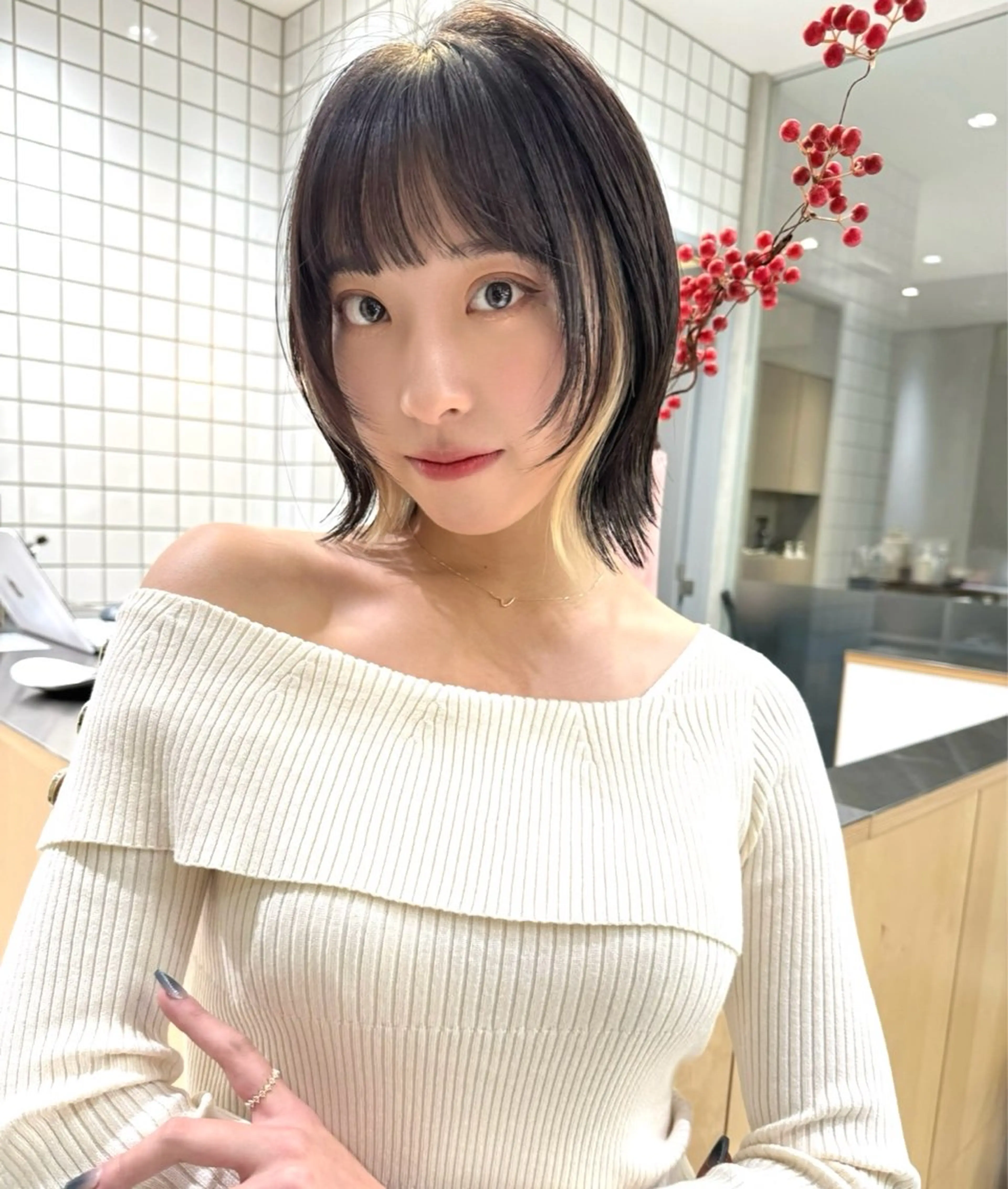 ショート ボブ タンバルモリ 韓国風ヘア 外ハネヘア カット ヘアカラー タッセルボブ /DAIKIのヘアスタイル