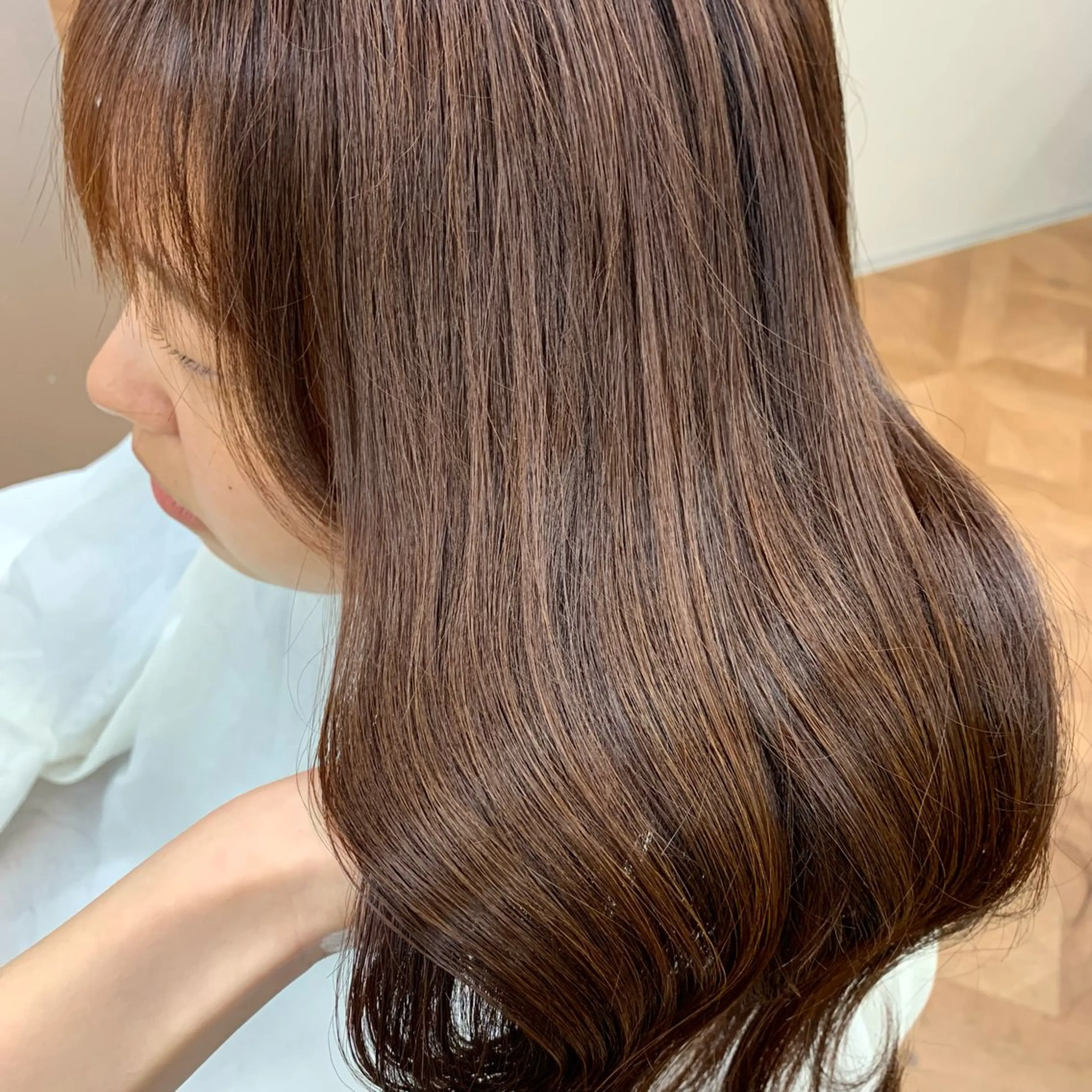 セミロング カラー ヘアアレンジ キヨミ 韓国レイヤーカットのヘアスタイル