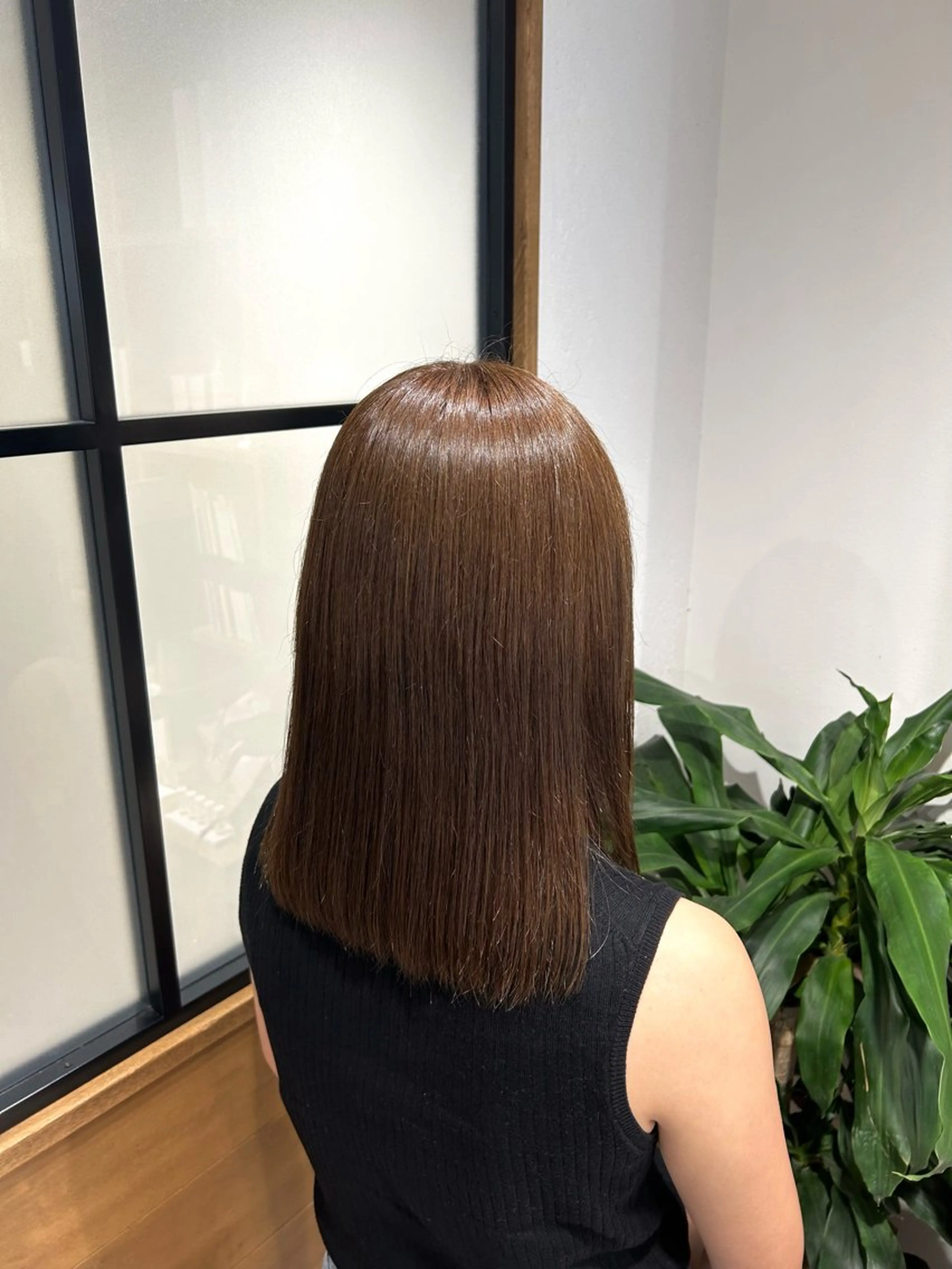 セミロング やなぎさわ はるなのヘアスタイル