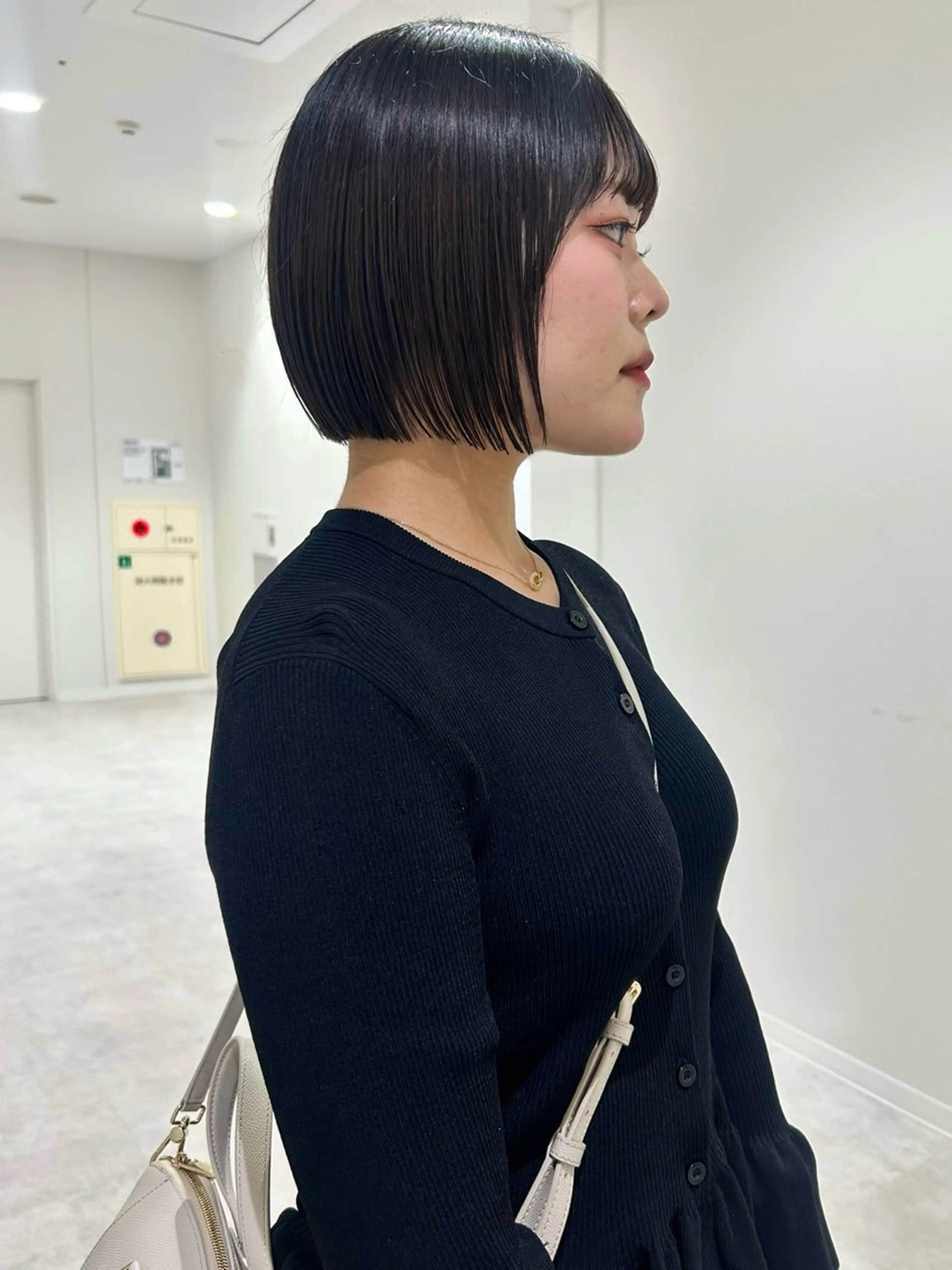 ショート カラー カット ヘアカラー 👔ボブ﹨髪質改善 ストレート🩳ももかのヘアスタイル