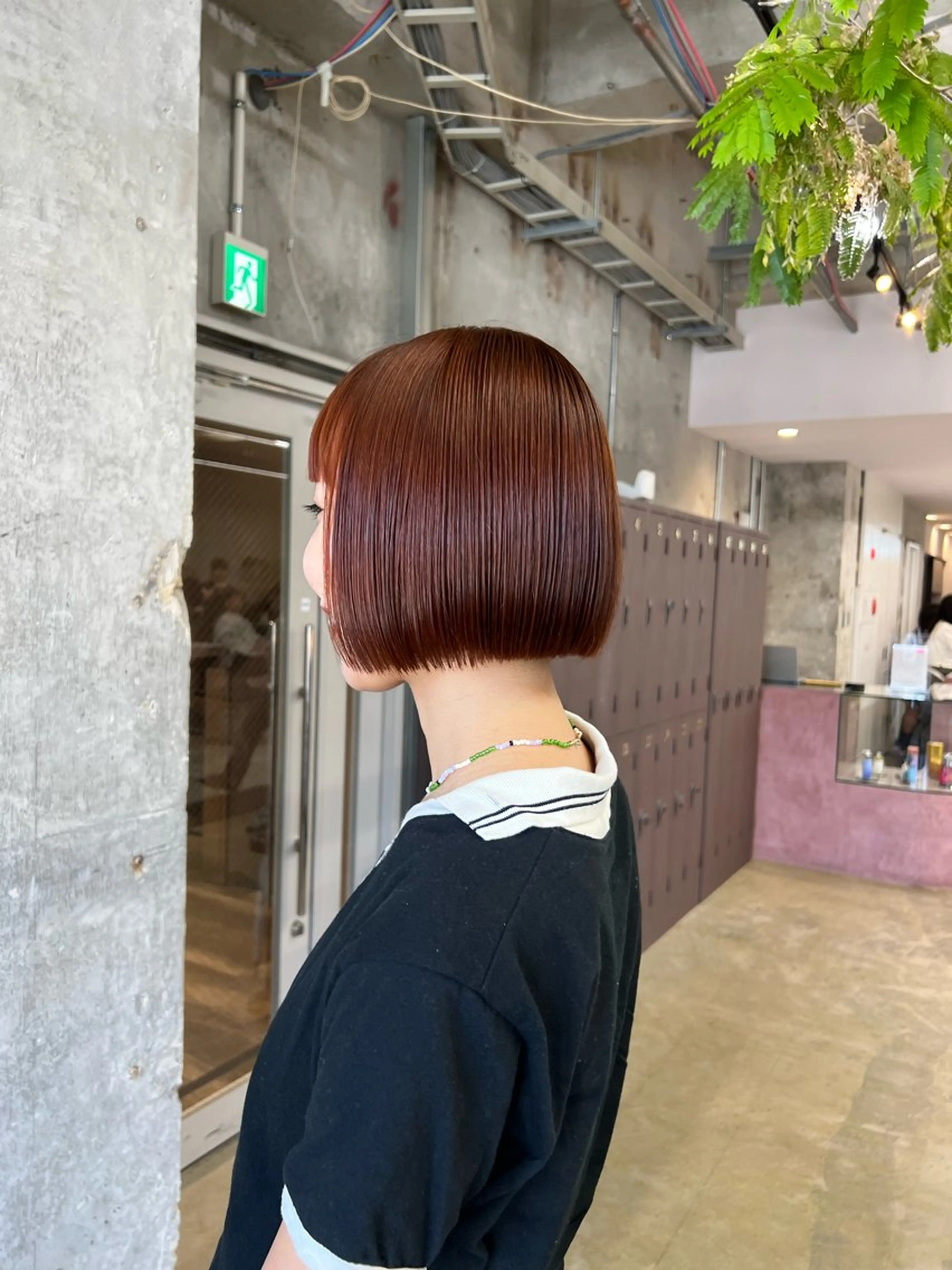 ✨人気No. 2✨顔周りカット+カラー+オージュアトリートメントの写真