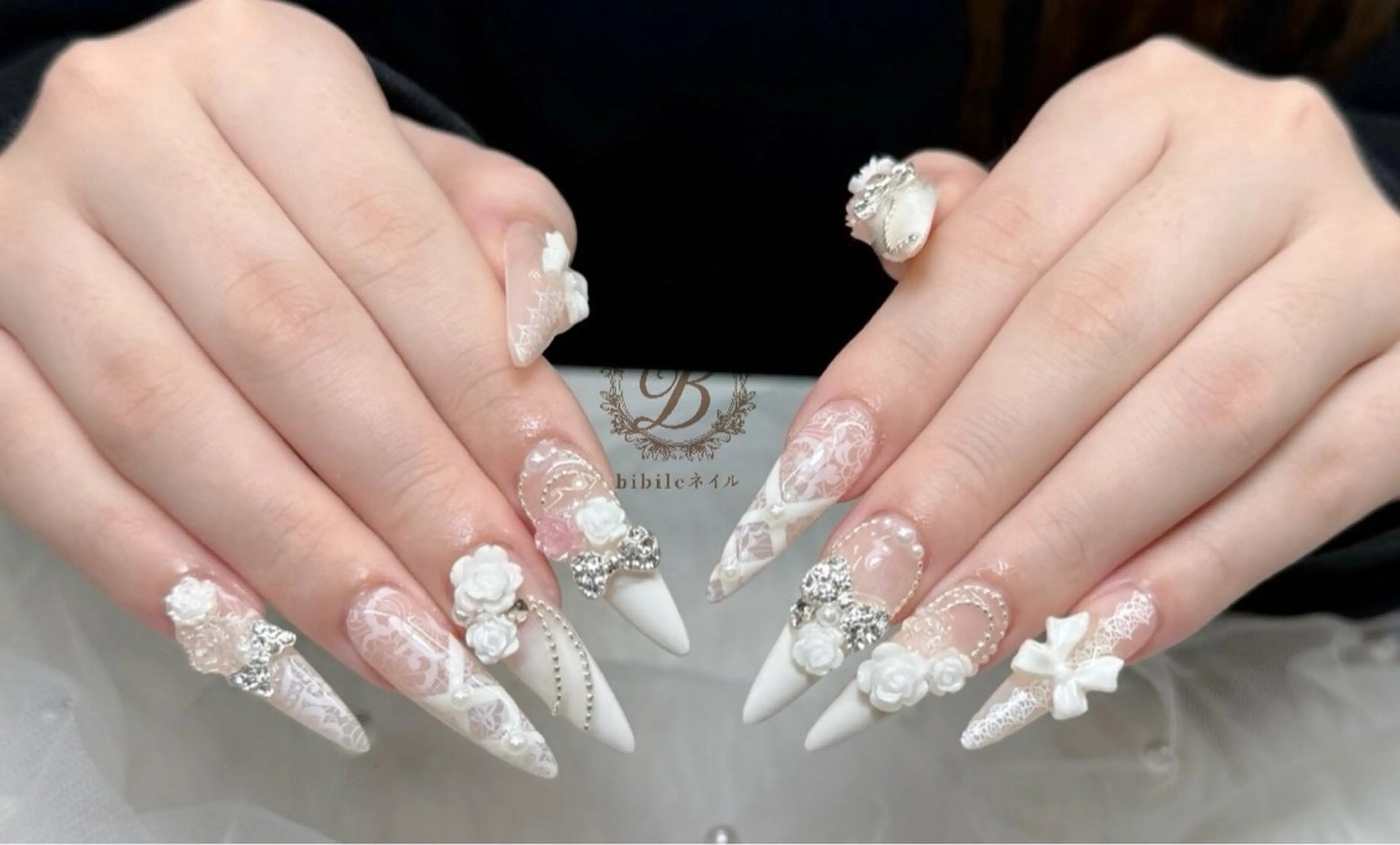 ネイル ハンドネイル 島尻 ユインのネイルデザイン