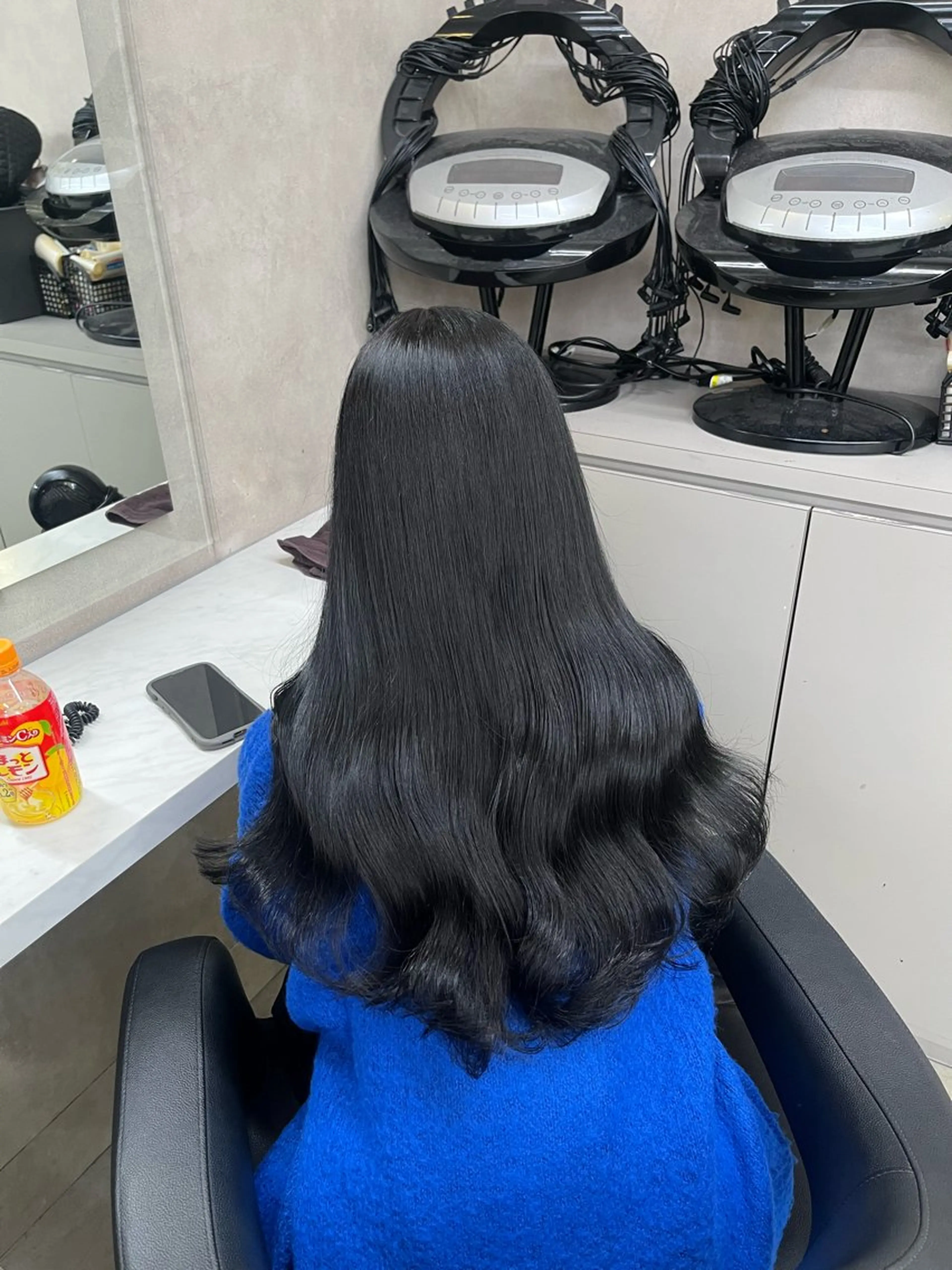 ロング ヘアカラー トリートメント ヘッドスパ ヘアセット 寒色＆ブリーチ特化 寒色MiOのヘアスタイル