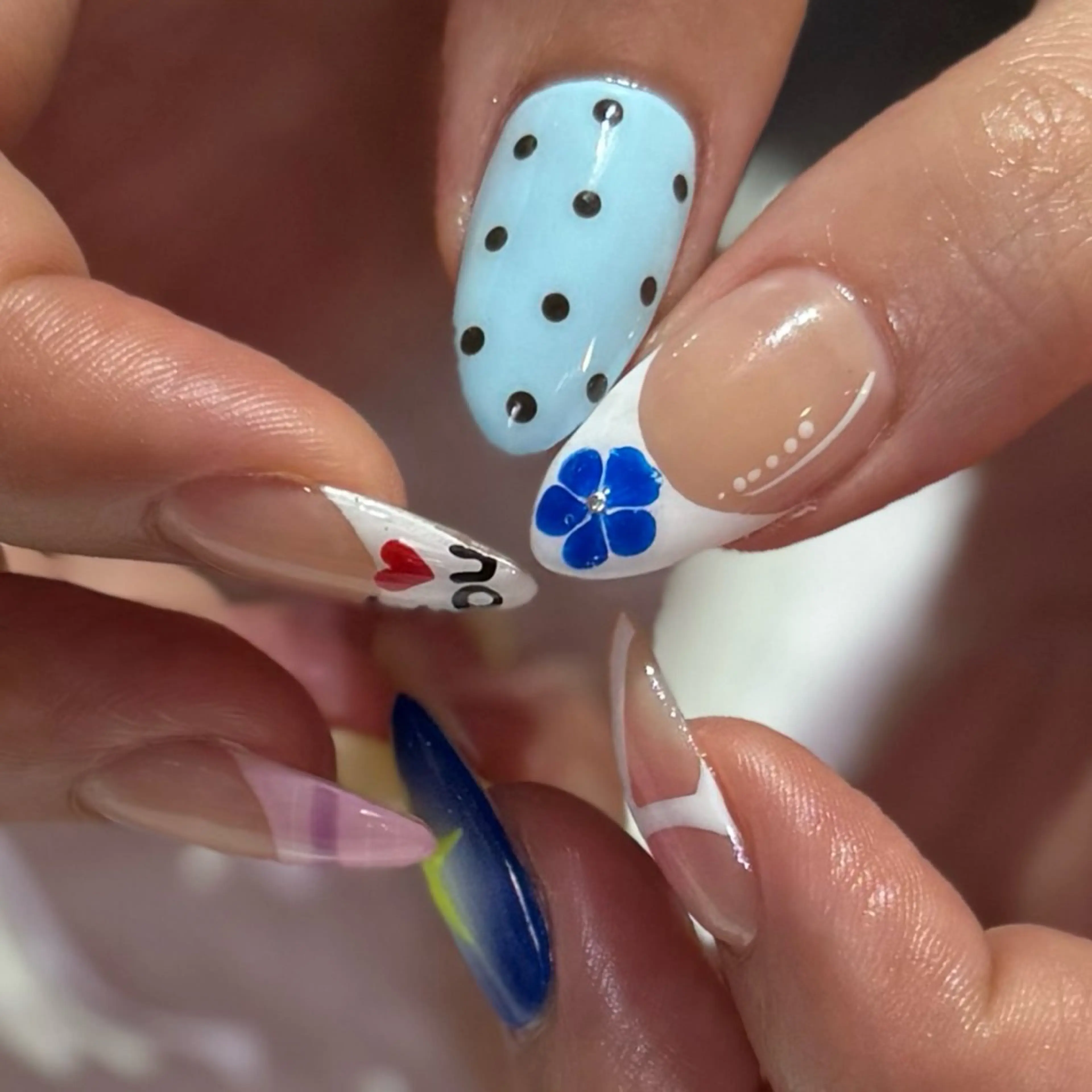 ネイル アートネイル ハンドネイル Mnailsalon フィルイン対応サロンのネイルデザイン