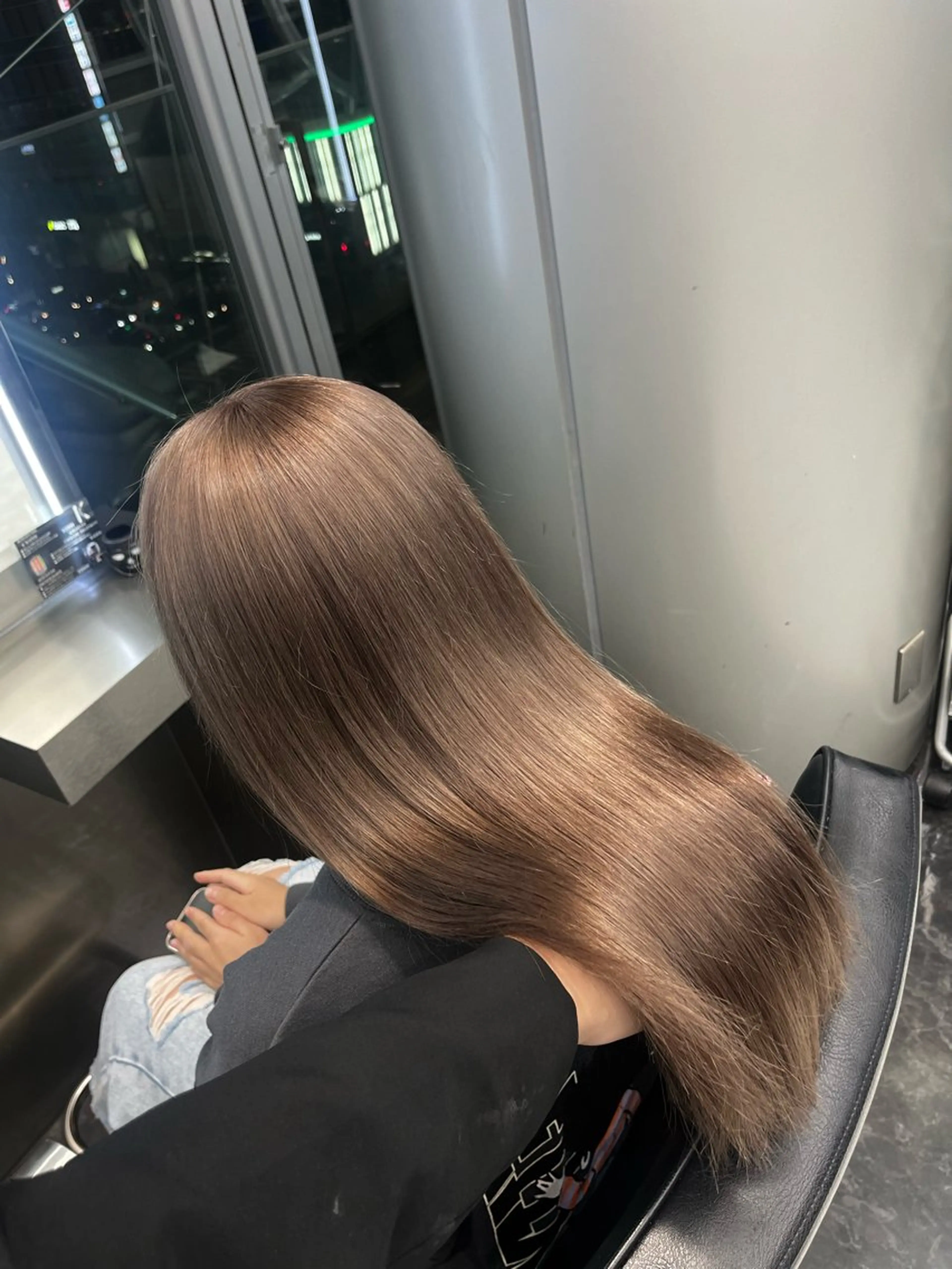 ロング カラー ヘアアレンジ グレージュ ミルクティーグレージュ ヘアカラー トリートメント ヘアセット ハイトーン/透明感 髪質改善/rinaのヘアスタイル