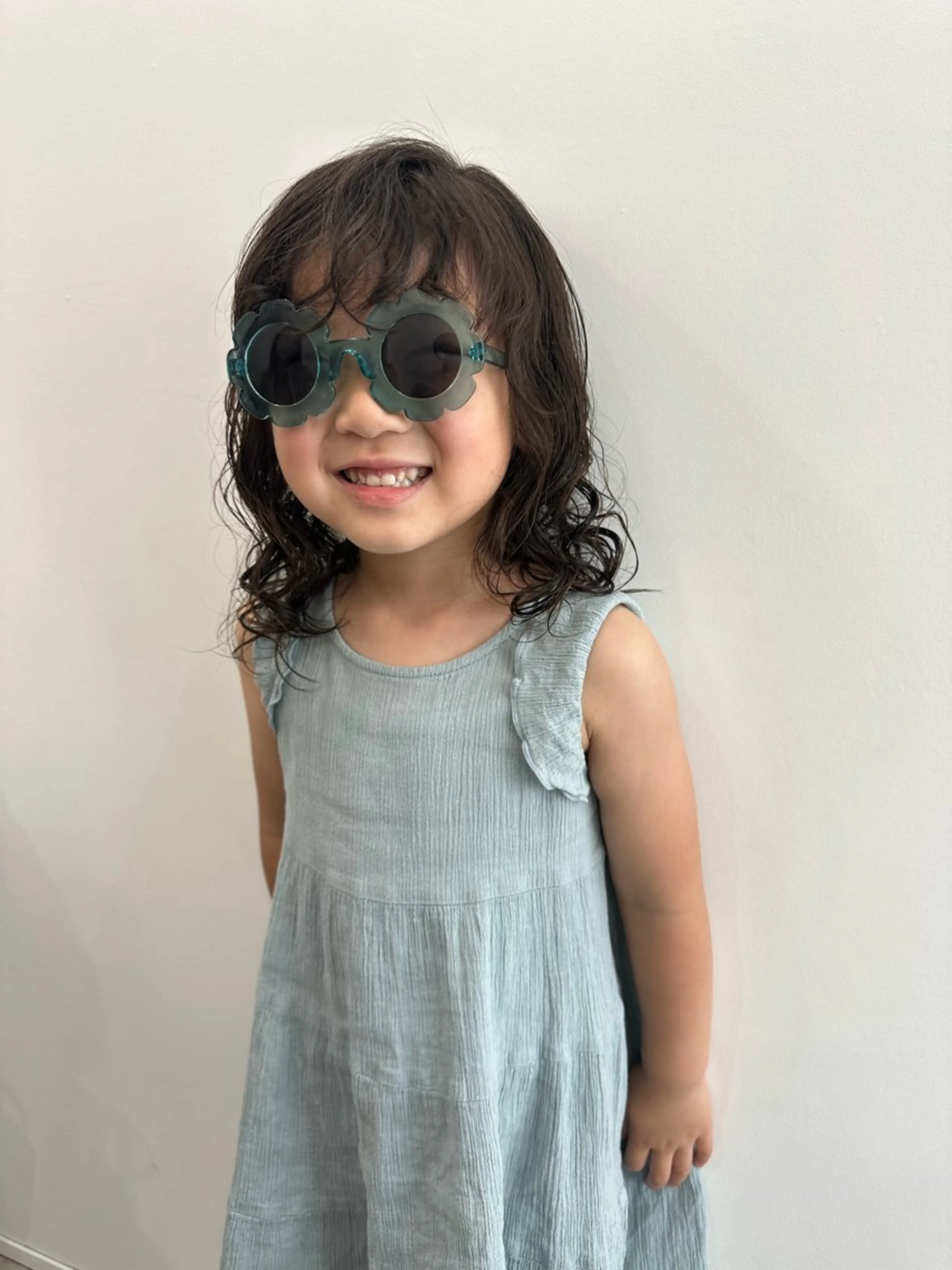 ミディアム パーマ キッズ レイヤー/ナチュラル 💐nao.のヘアスタイル