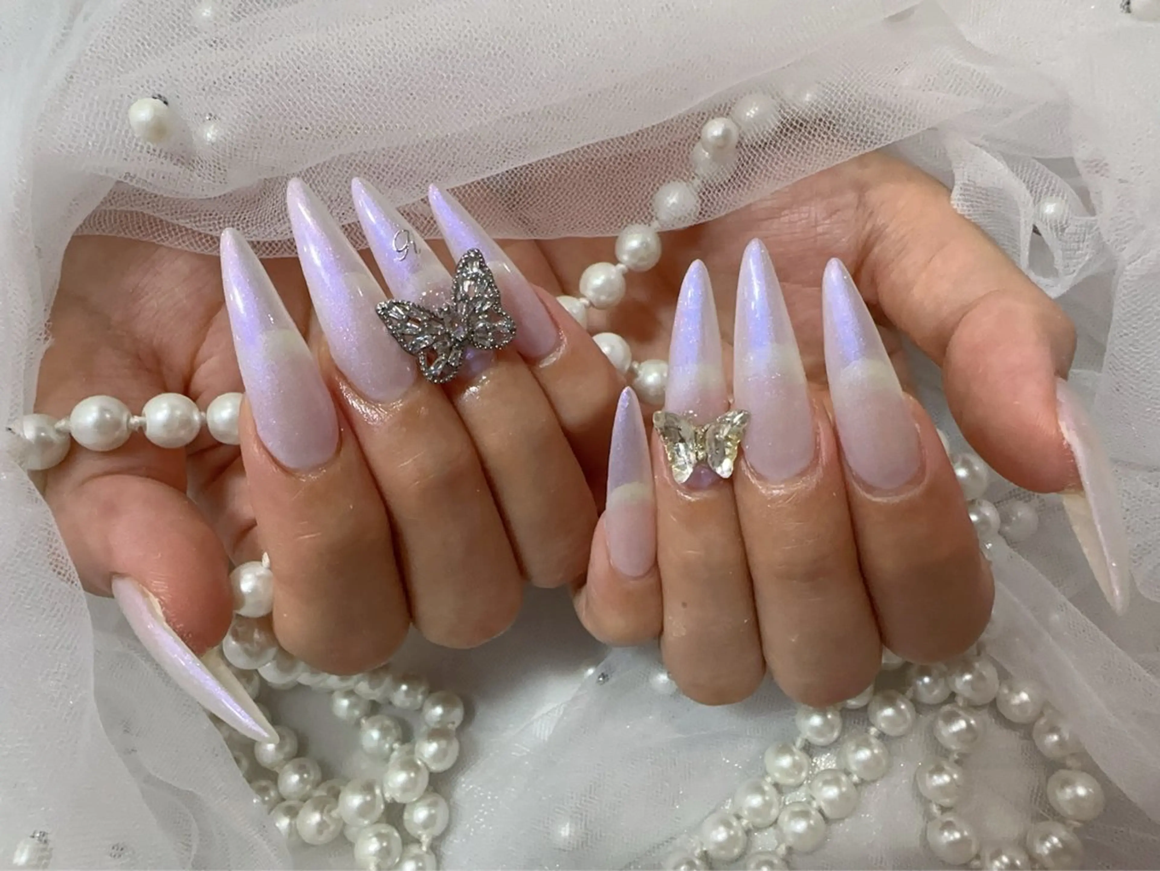 ネイル アートネイル フラッシュネイル フレンチネイル ジェルネイル ガラスフレンチ ハンドネイル You&Me Miyuのネイルデザイン