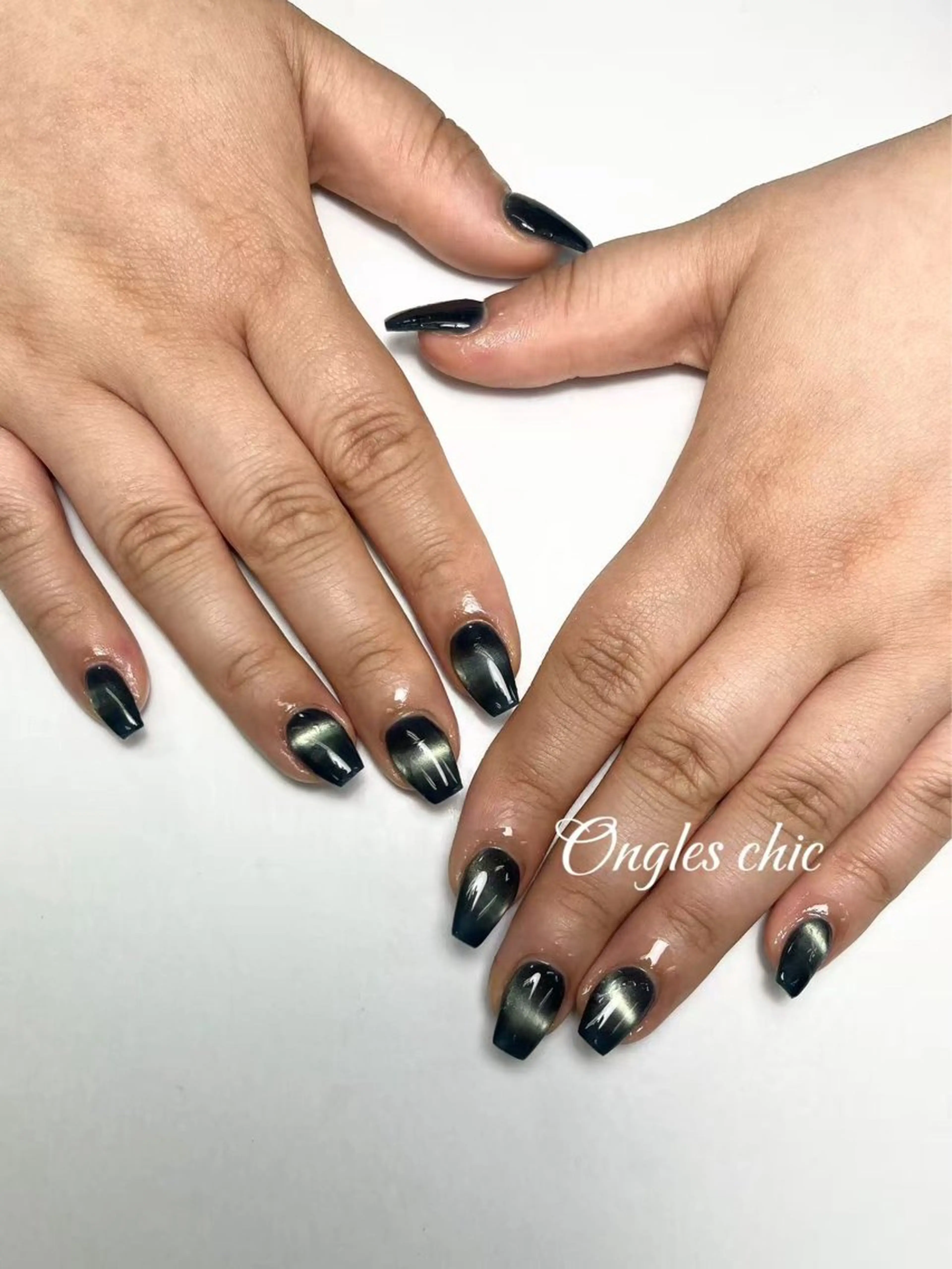 ネイル ハンドネイル ハンドケア ongles chicのネイルデザイン