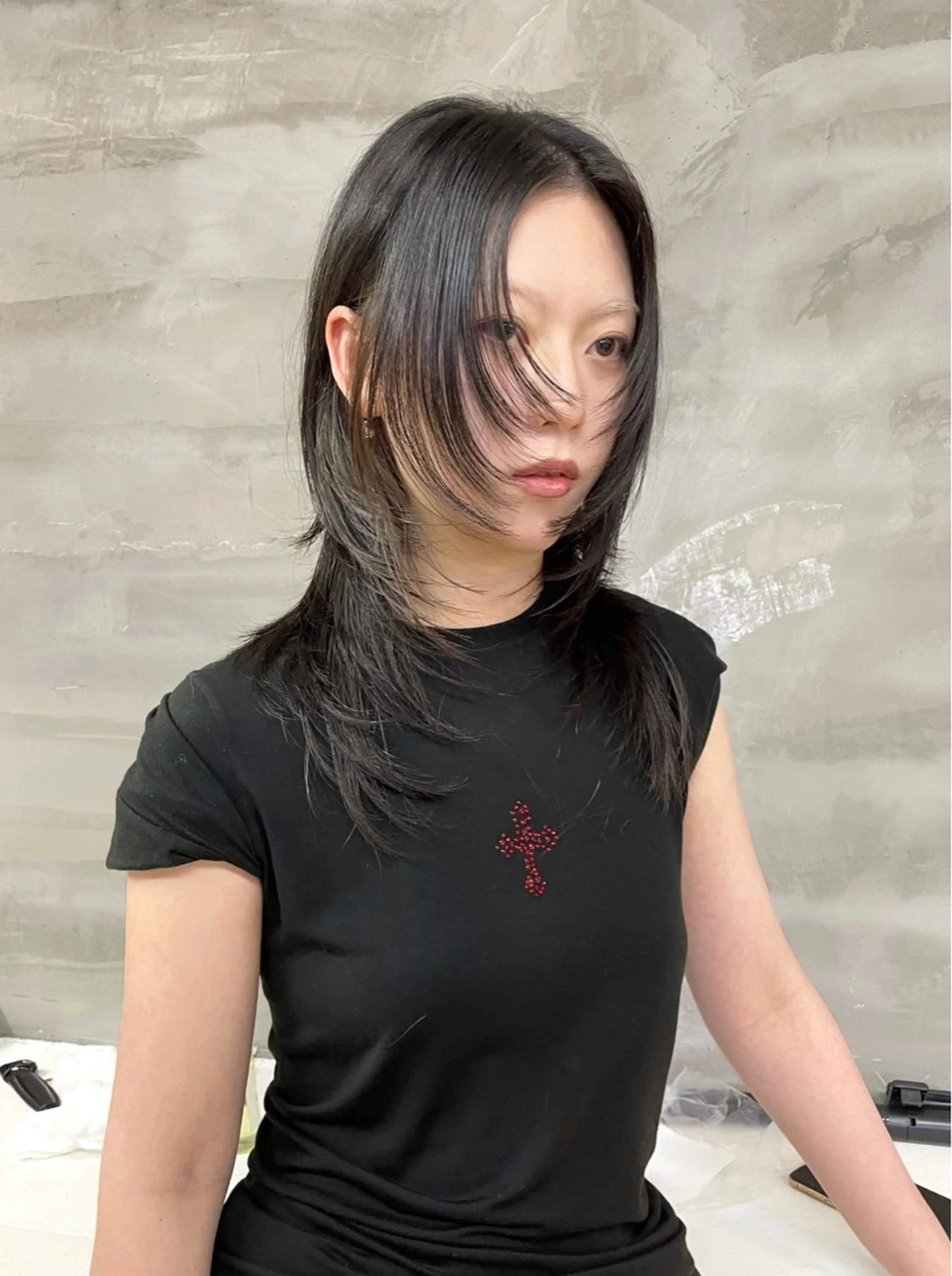 ミディアム カット デザインカラー⭐︎★ 🐆hyo🐆のヘアスタイル