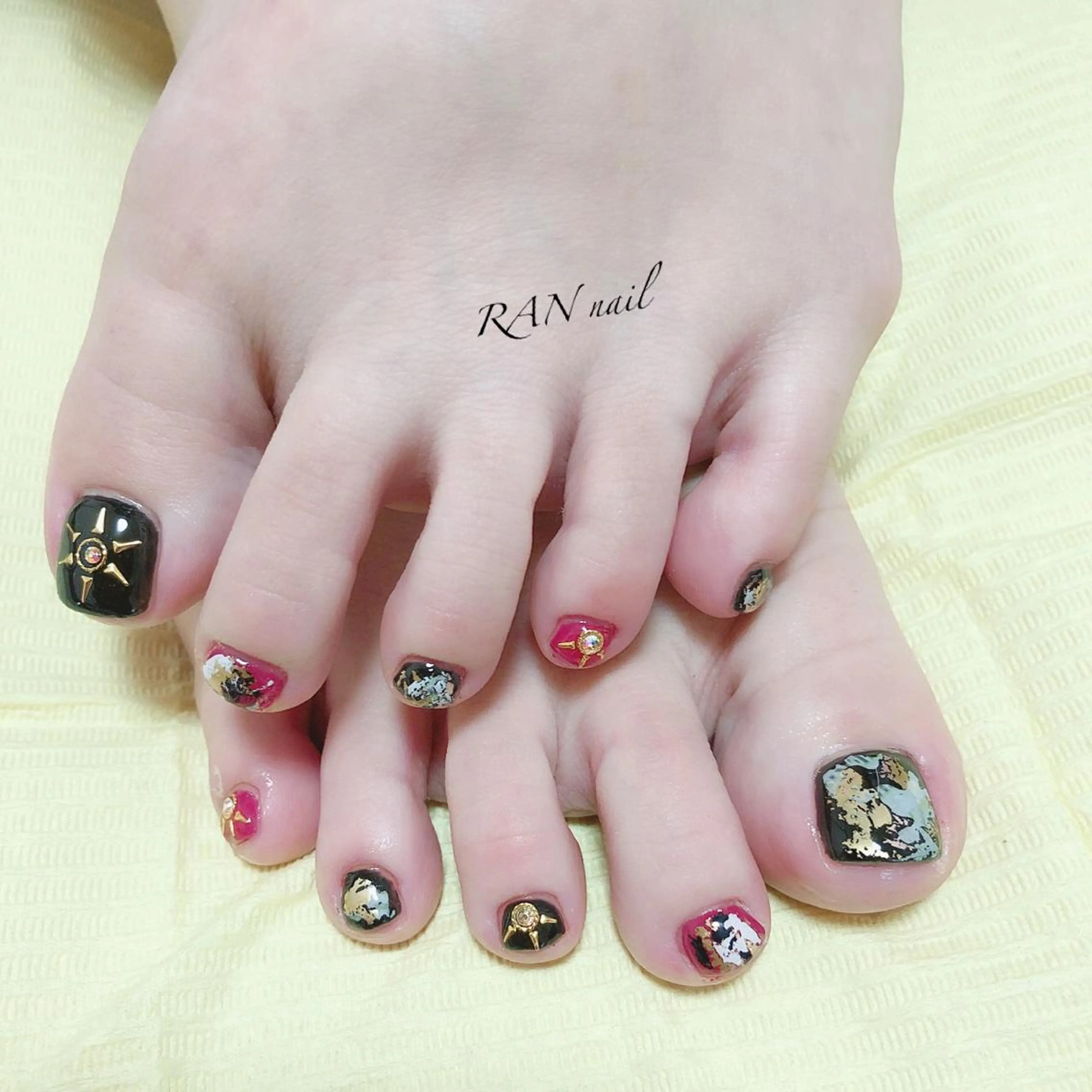 ネイル ハンドネイル フットネイル RAN nailのネイルデザイン