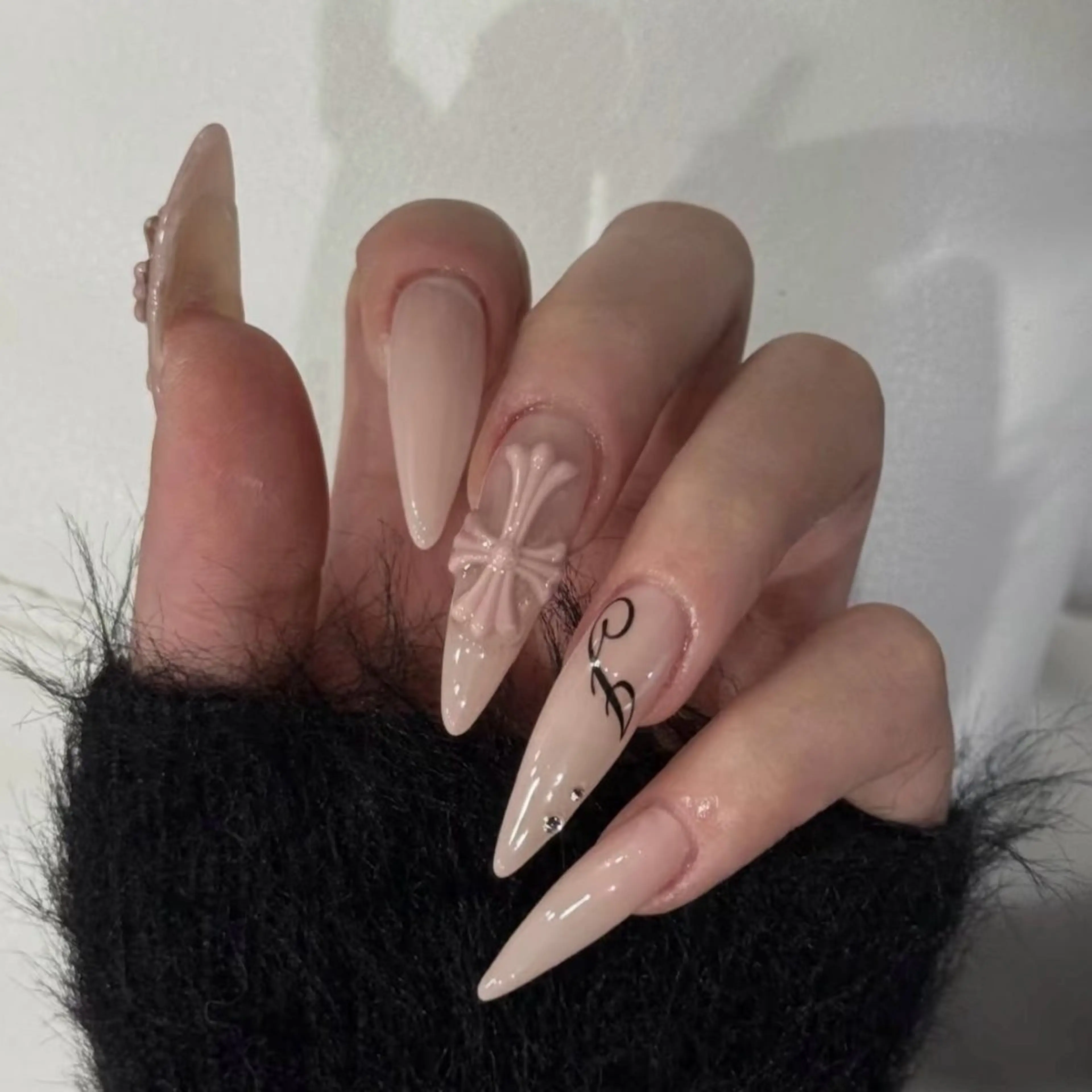 ネイル ハンドネイル BERA NAILSのネイルデザイン