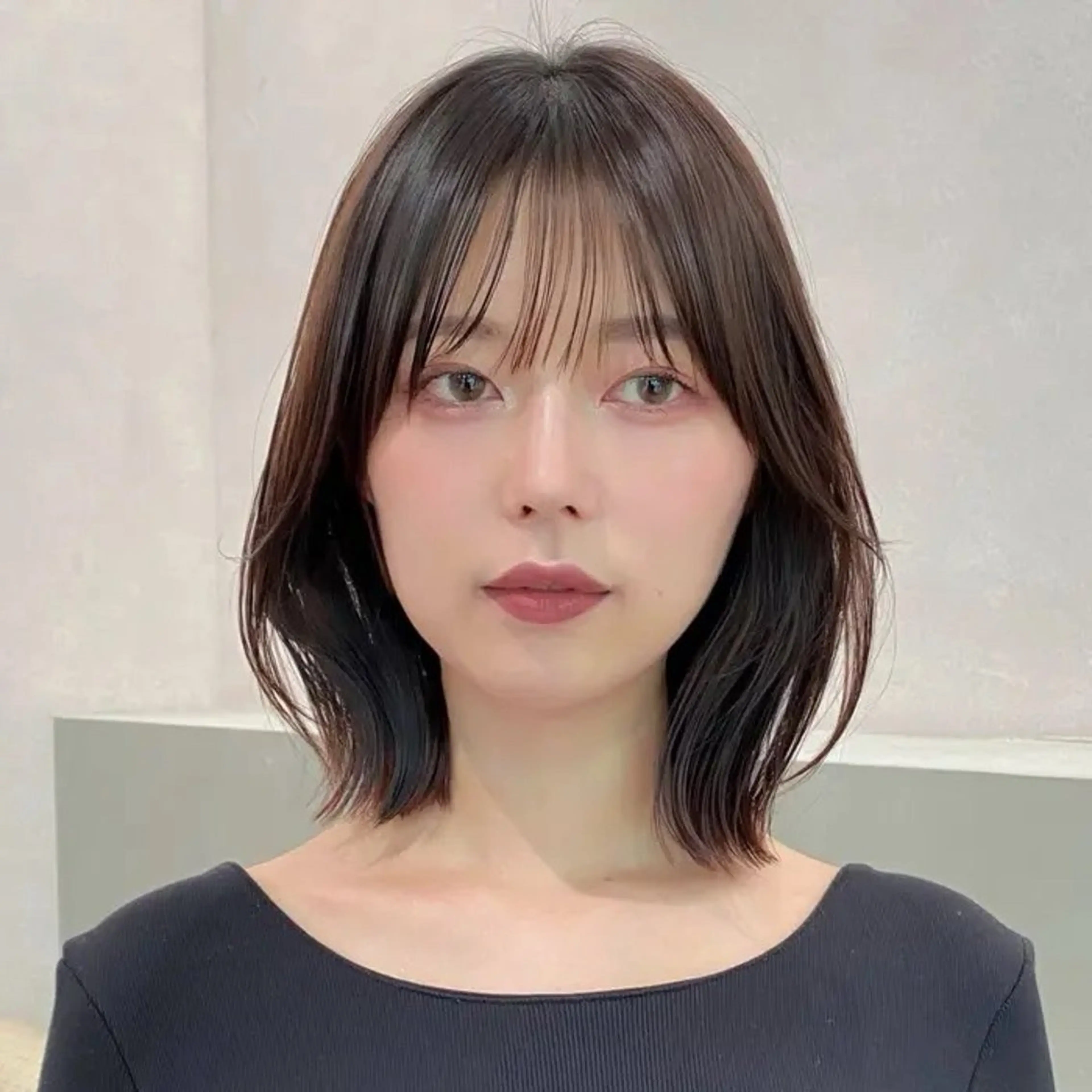 ミディアム 花田虎之介 /はなだとらのすけのヘアスタイル