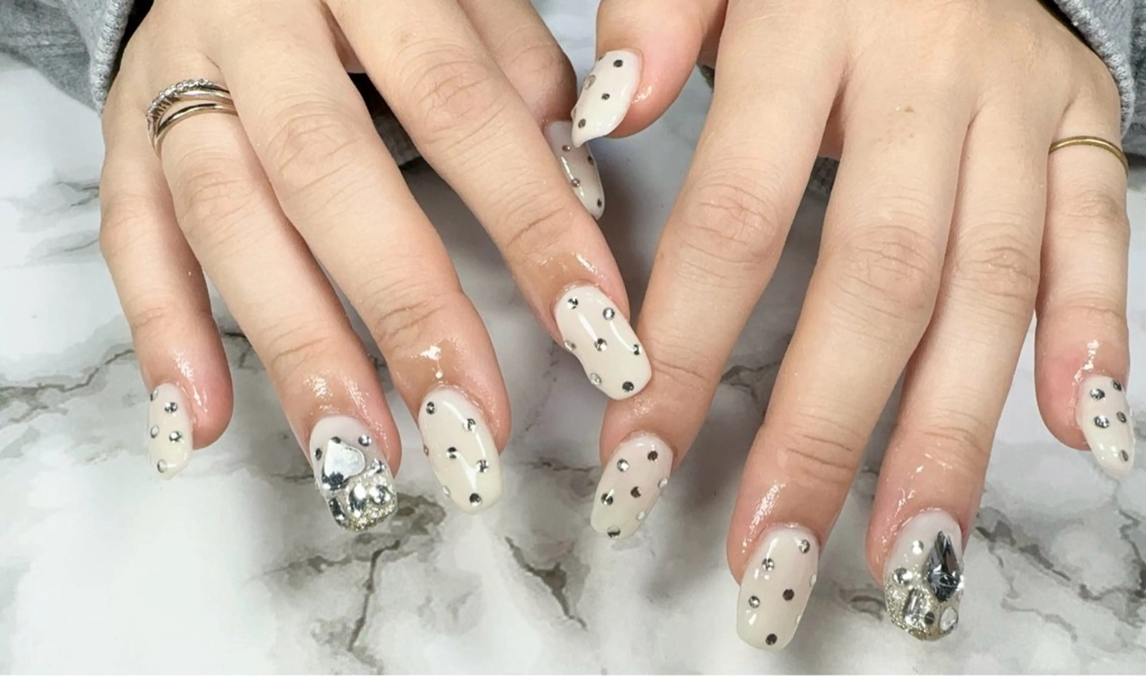 ネイル ハンドネイル ハンドケア ネイルサロン ロア旧ジョリーのネイルデザイン