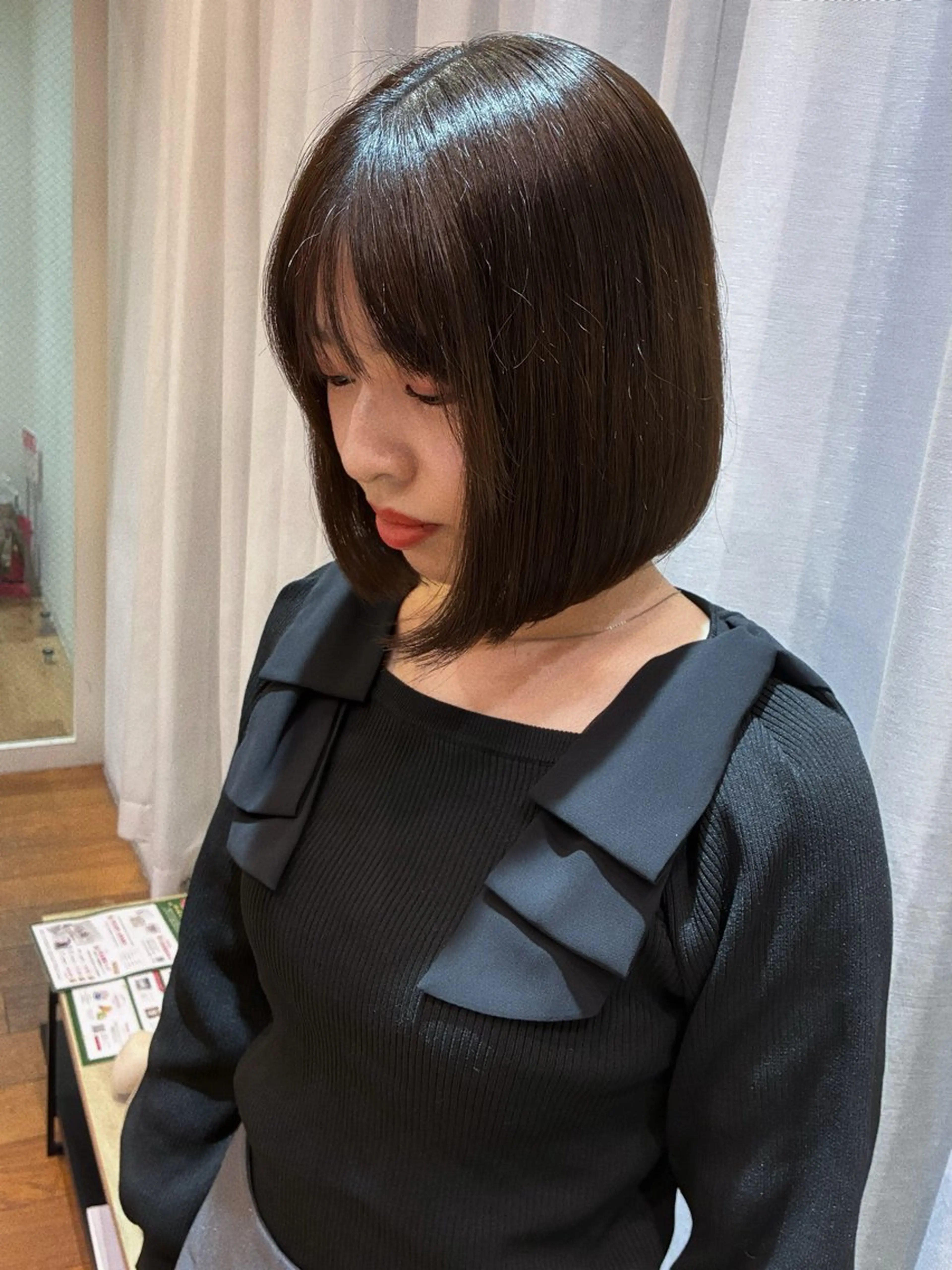 ショート 切りっぱなしボブ 前下がりボブ ボブ moe/名古屋美容室 /モデル募集のヘアスタイル