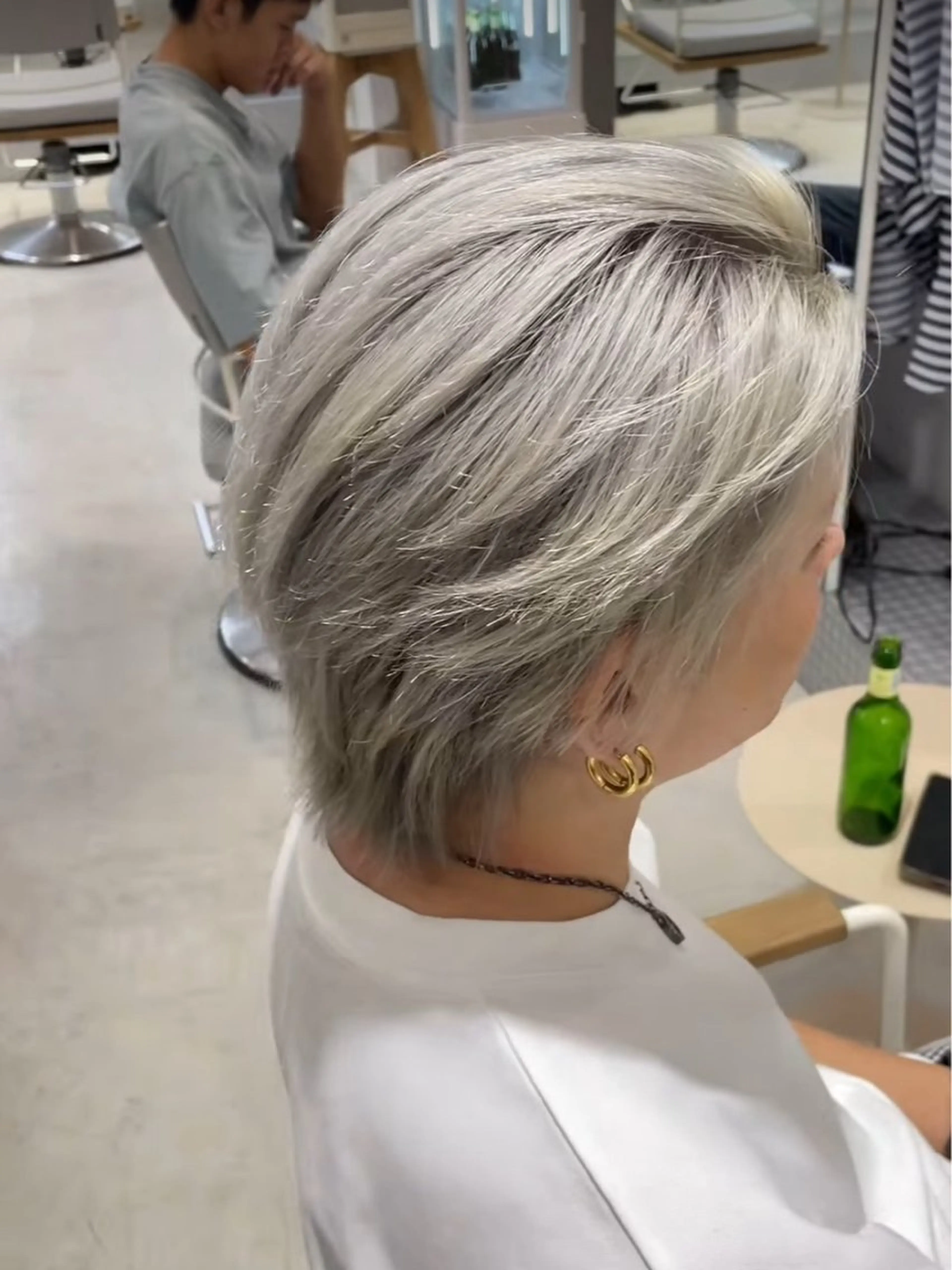 カラー ブリーチ 吉田 彩人のヘアスタイル