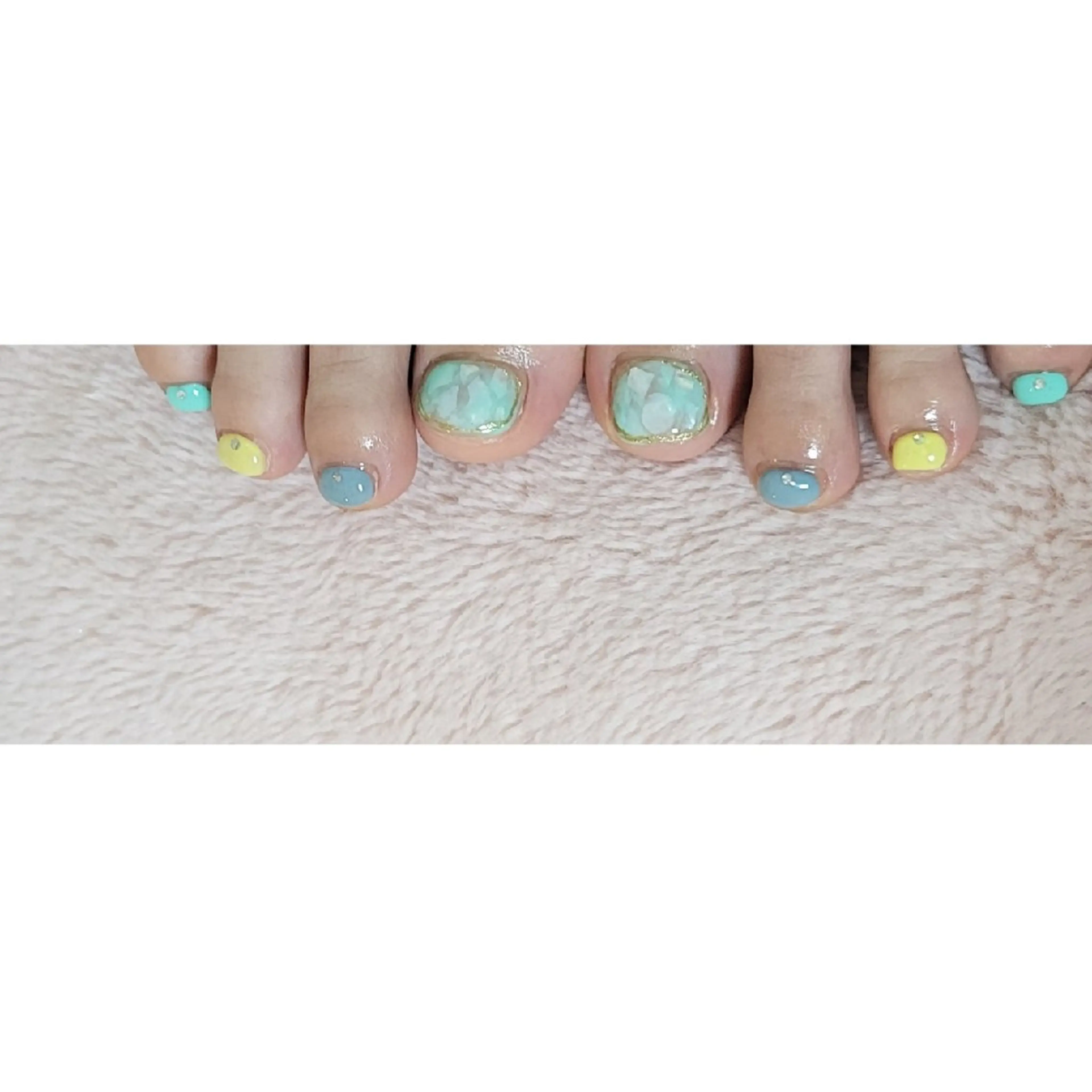 ネイル フットネイル ネイルサロンほっこり kanaのネイルデザイン