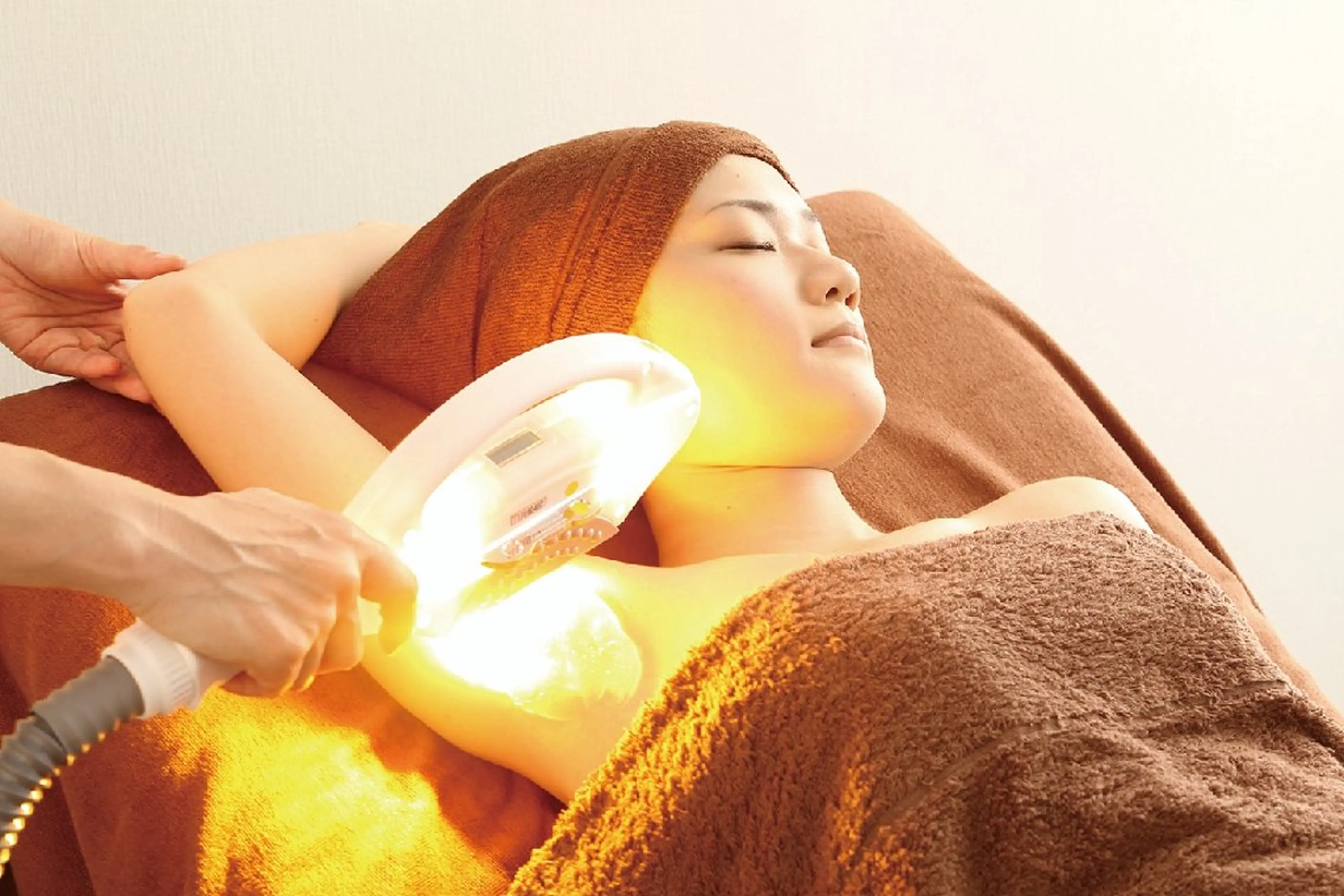 ワキ脱毛【YouTubeまたはInstagramを見た】で900円の写真