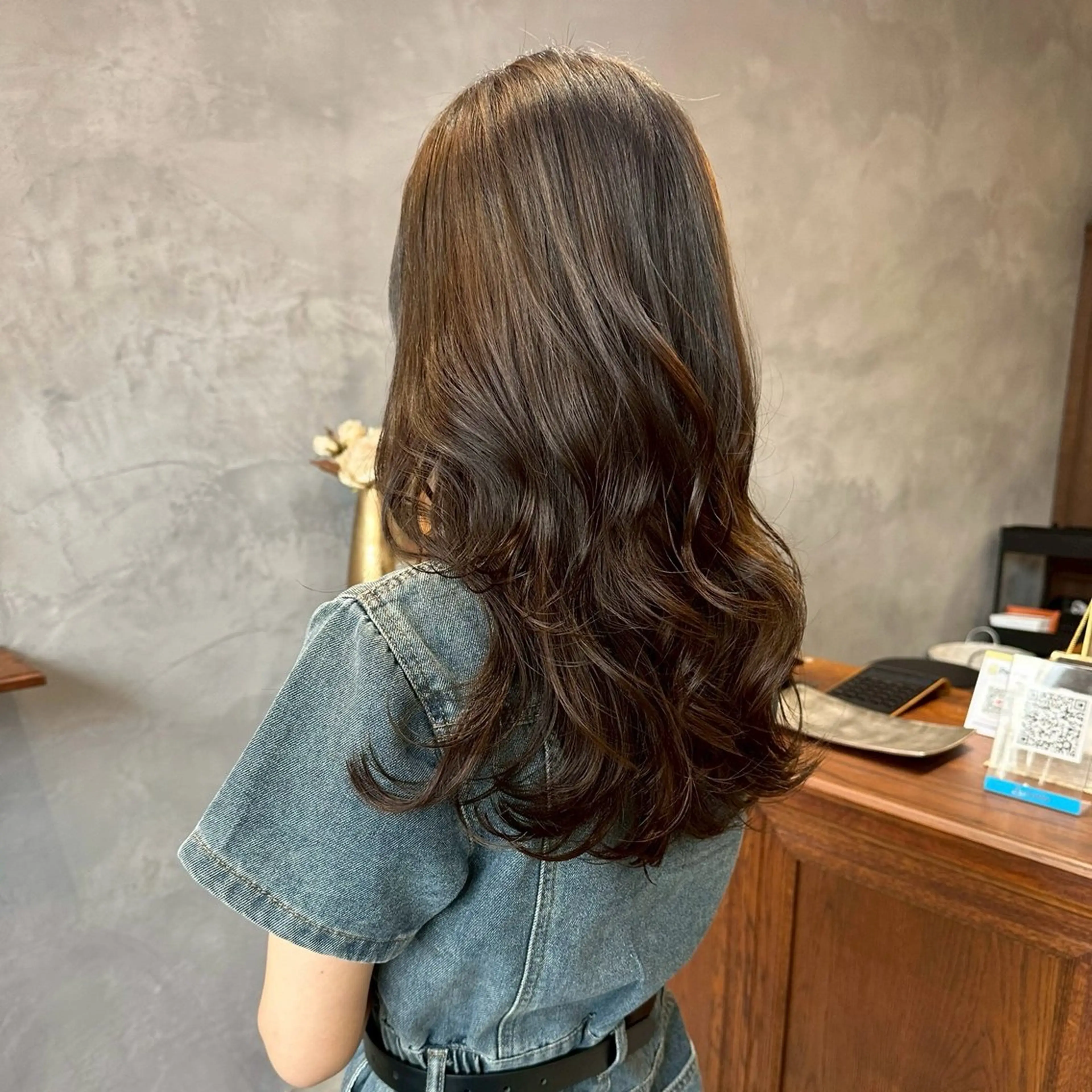 ロング 井口 そらのヘアスタイル