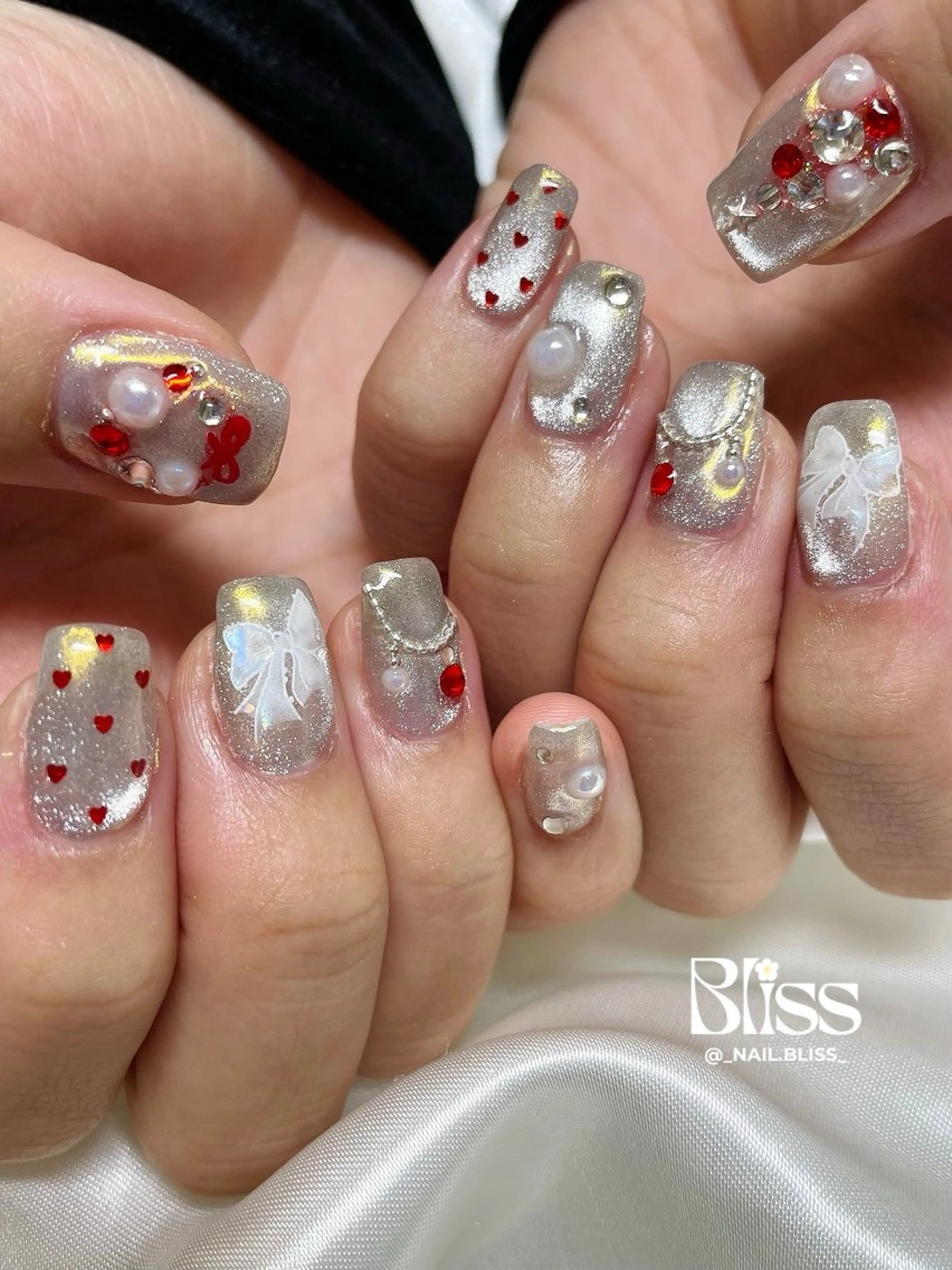 ネイル マグネットネイル 持ち込み 冬ネイル クリスマス ハンドネイル NAIL BLISSのネイルデザイン
