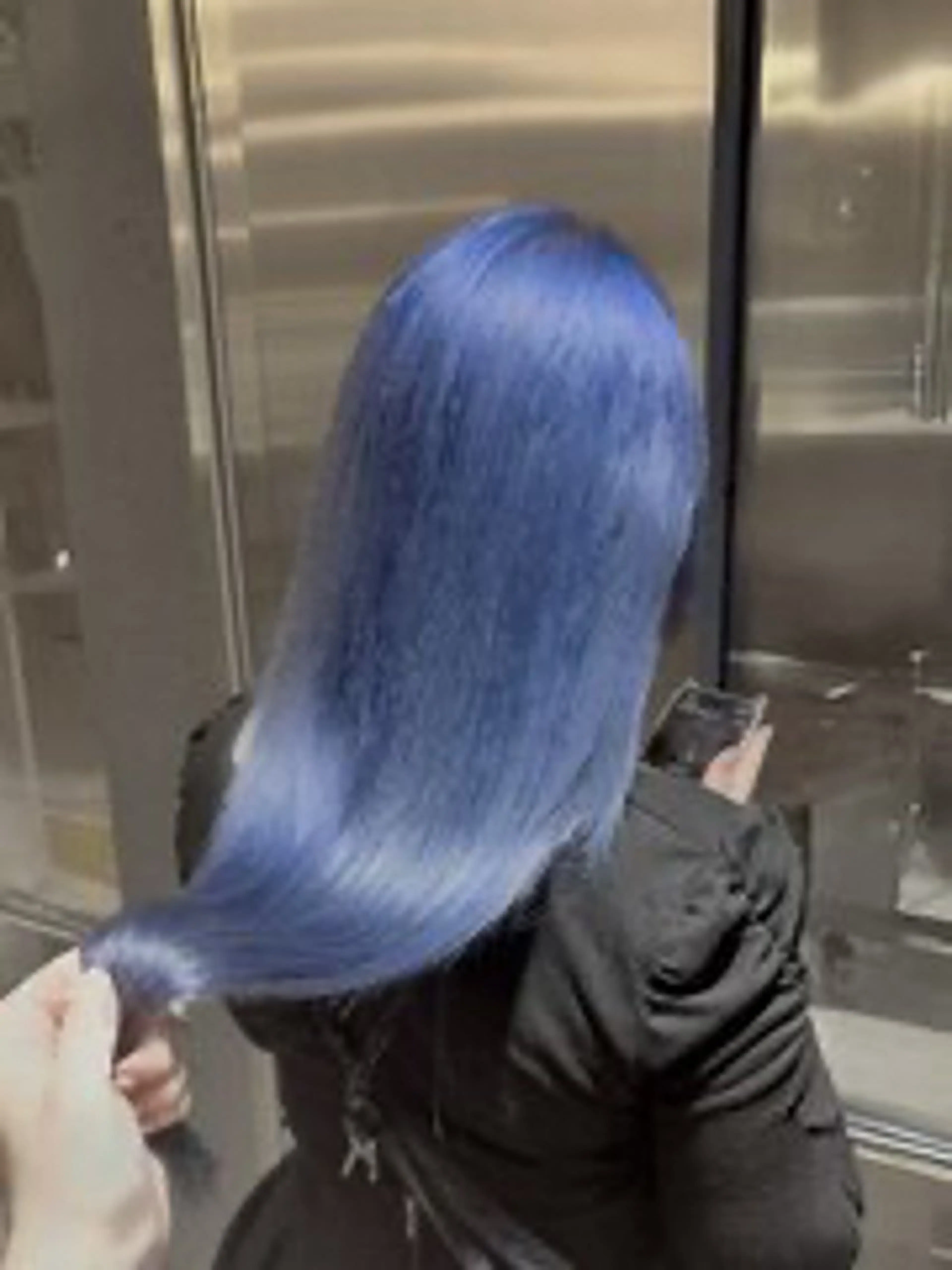 ロング カラー ナリキ/ダブルカラー /ダブルカラーモデルのヘアスタイル