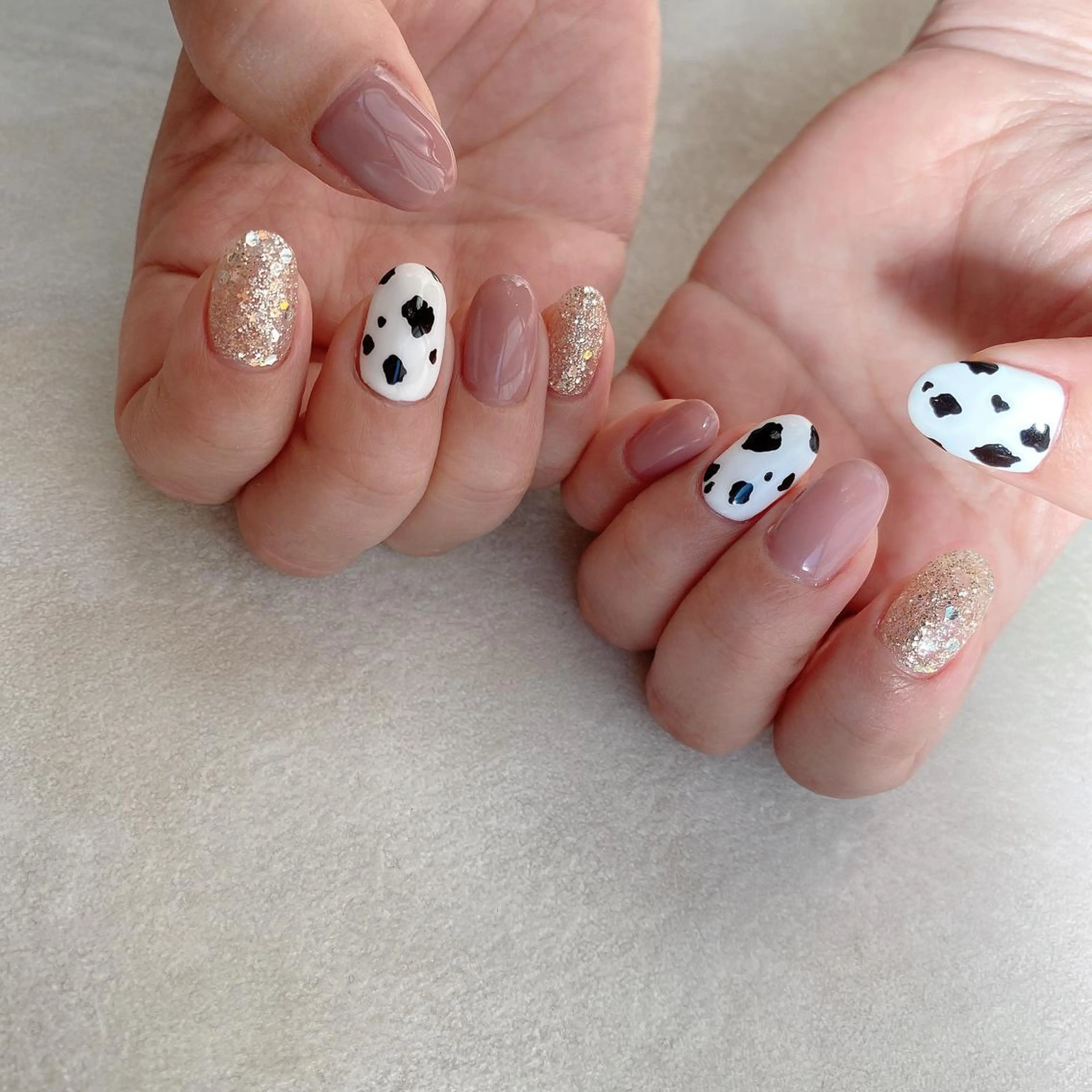 ネイル ハンドネイル 西岡 杏のネイルデザイン