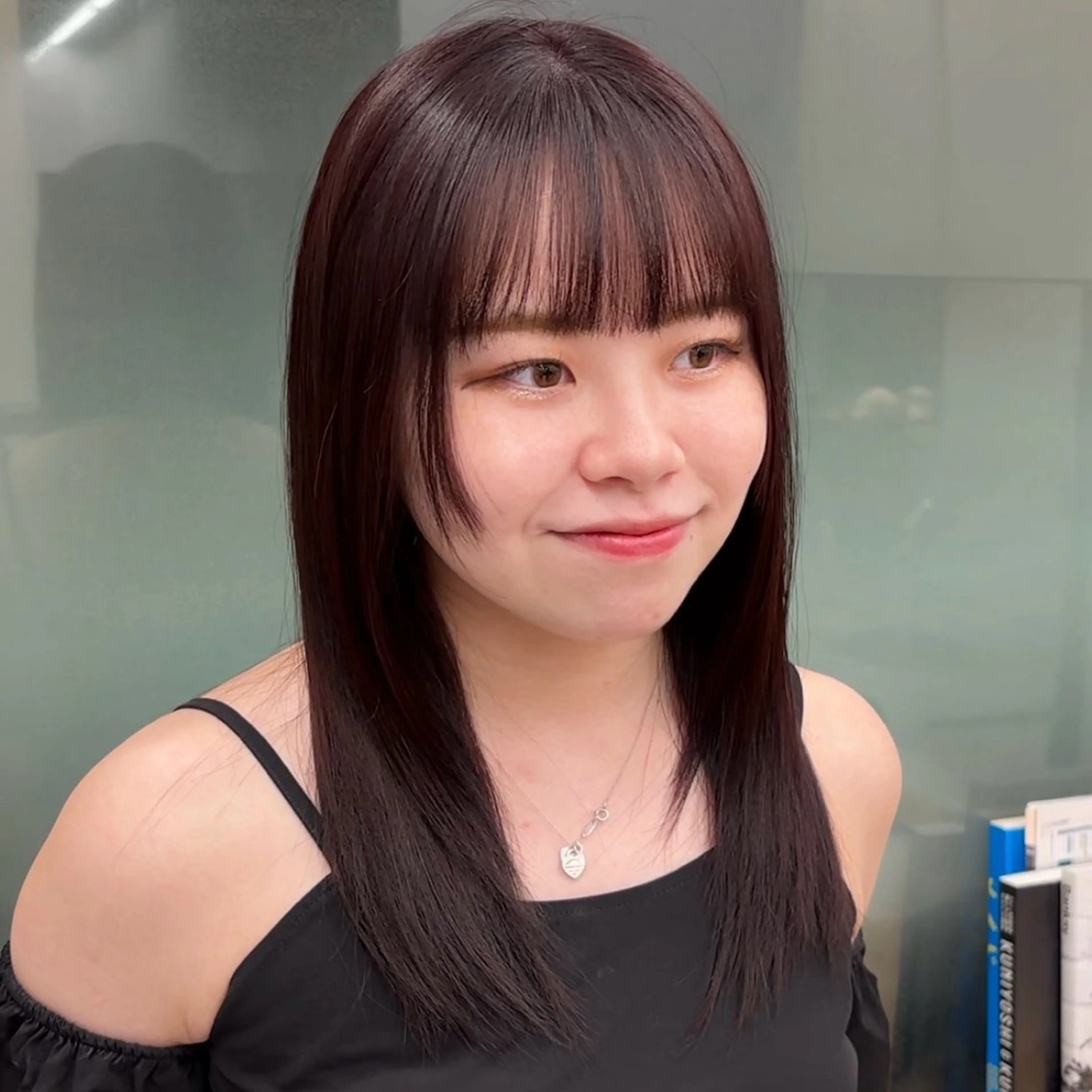 ミディアム 盛れる透明感カラー・ momokaのヘアスタイル