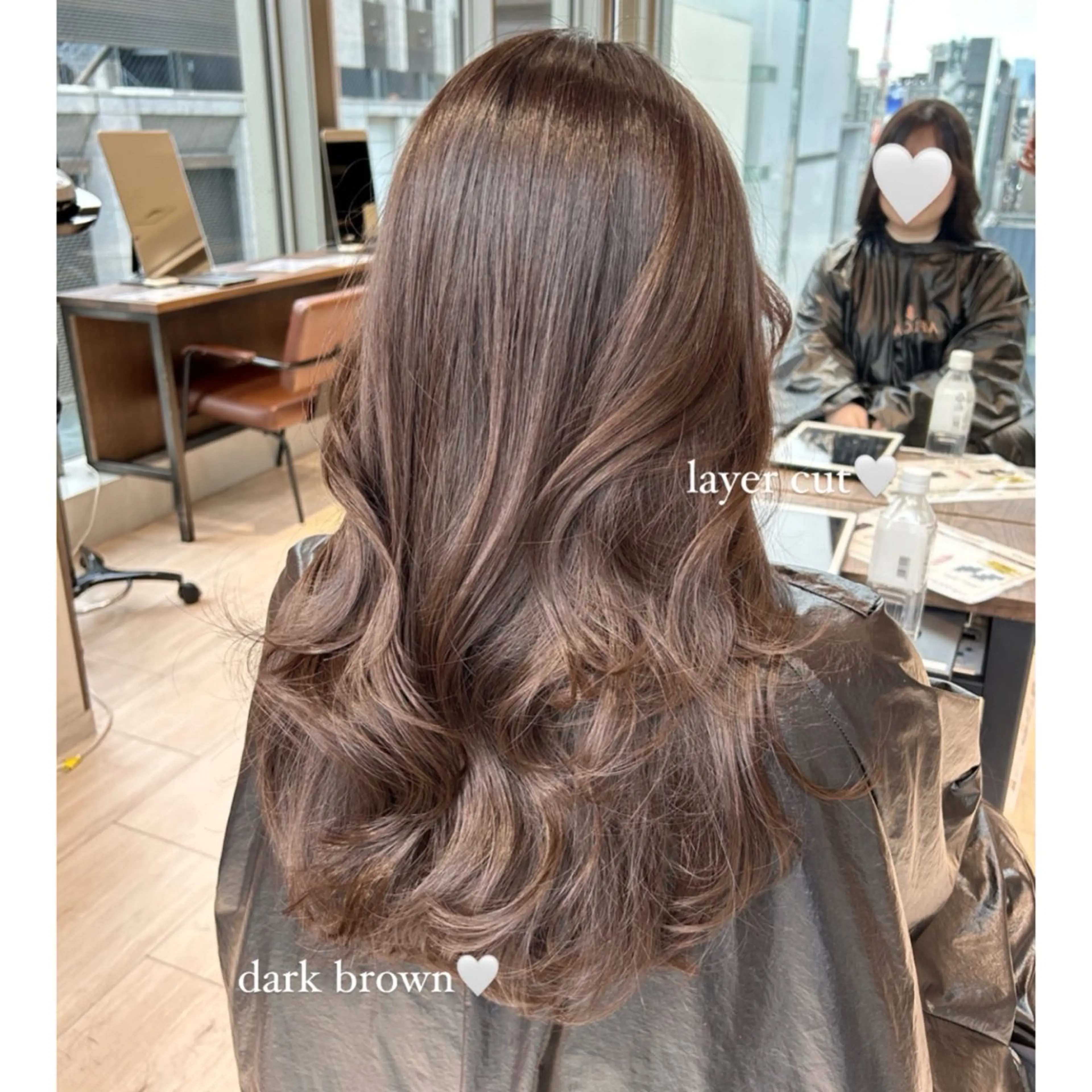 ロング カラー ブラウンカラー チョコレートブラウン 透明感カラー くびれヘア ハイレイヤー カット ヘアカラー トリートメント 🍼顔周りカット/ レイヤー/小川華奈のヘアスタイル