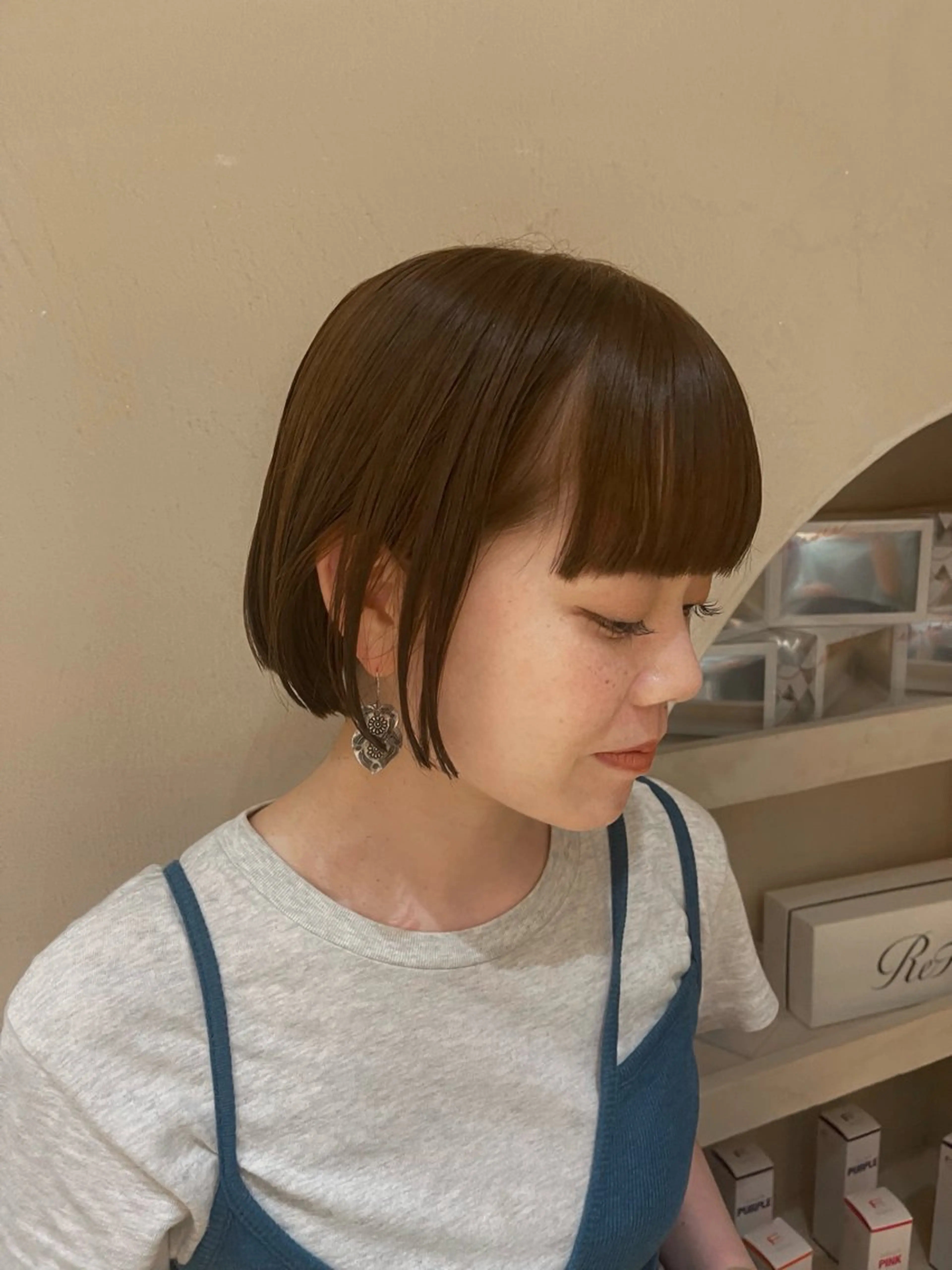 ミディアム カラー ベージュカラー ヘアカラー layer・bob カット/  YURIのヘアスタイル