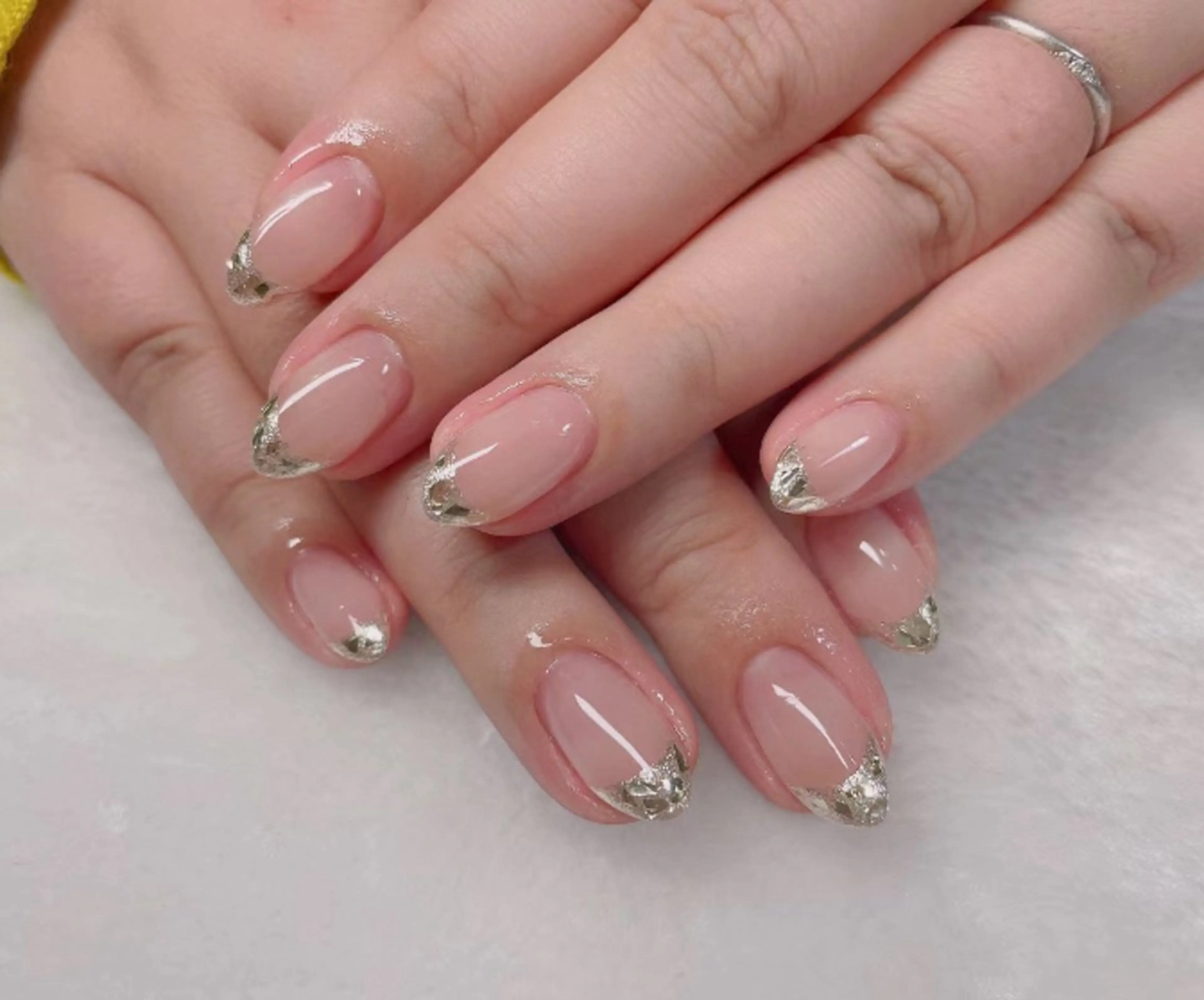 HAND✨トレンド🎀ガラスフレンチ🧸＋ハンドケア💖フット変更🉑の写真