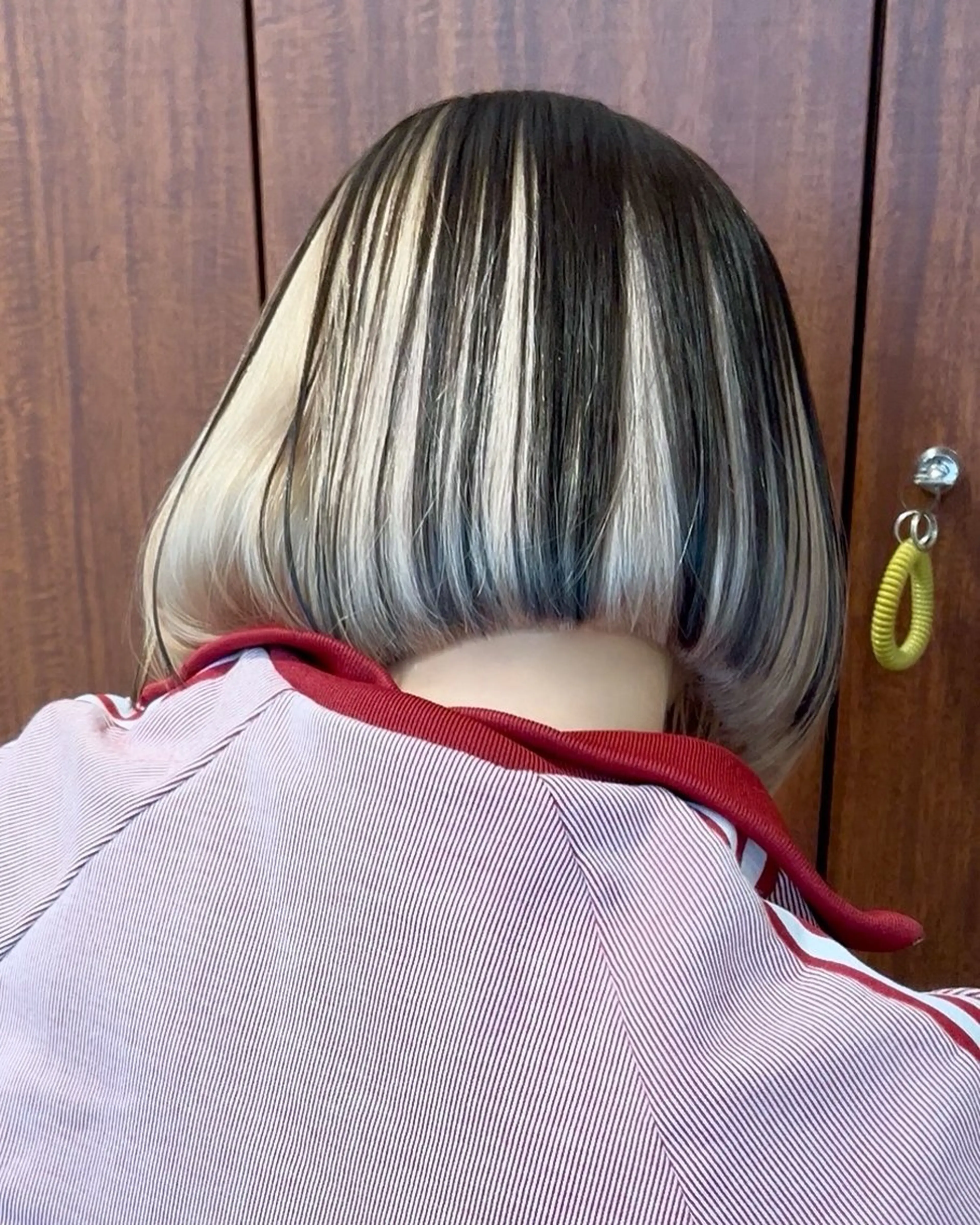 ショート カラー ブリーチ ブロンド ケアブリーチ 透明感カラー ダブルカラー レイヤー専門家 ダブルカラー修のヘアスタイル