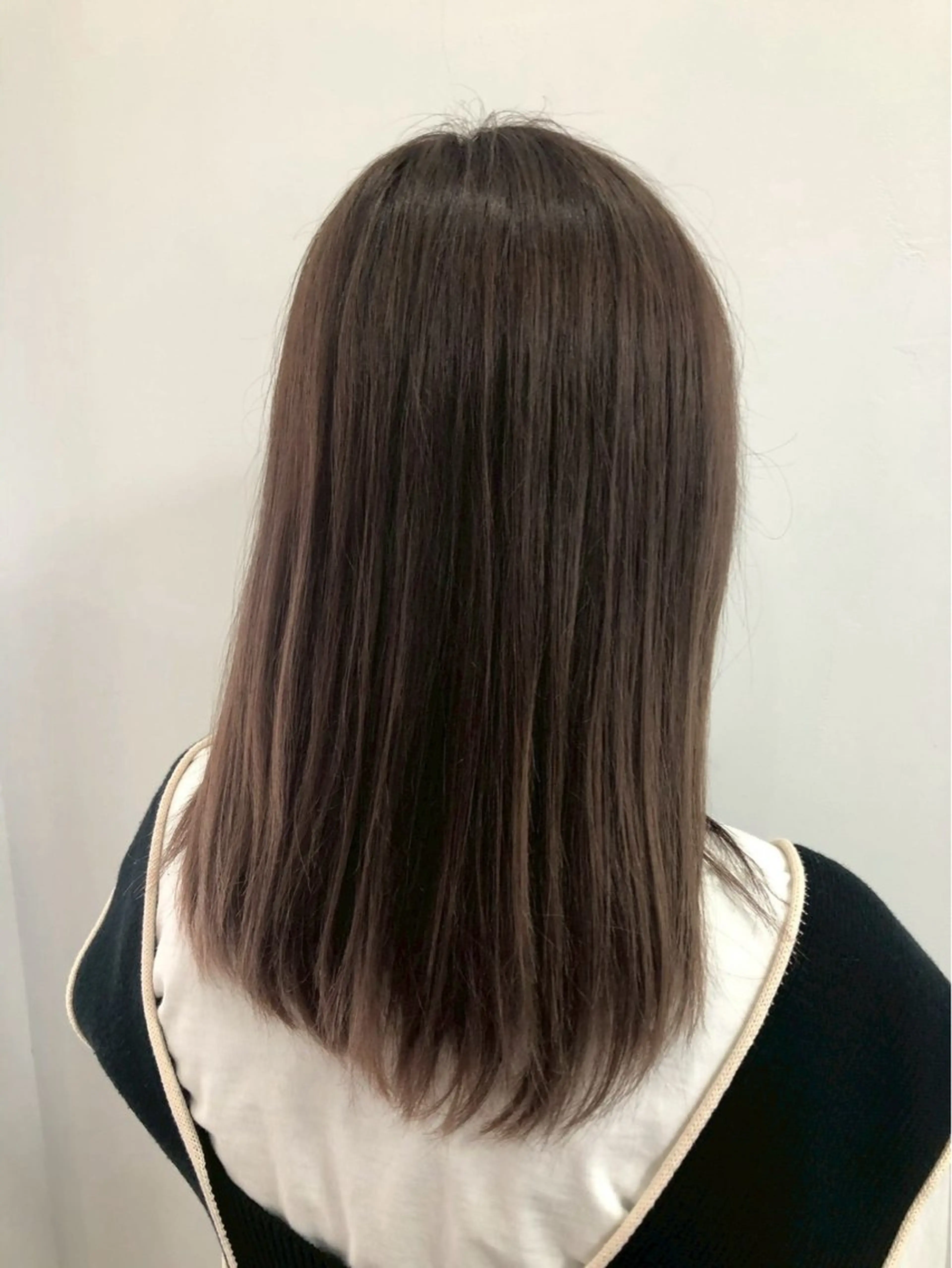 ミディアム りな/ツヤカラー/ 豊橋美容院のヘアスタイル