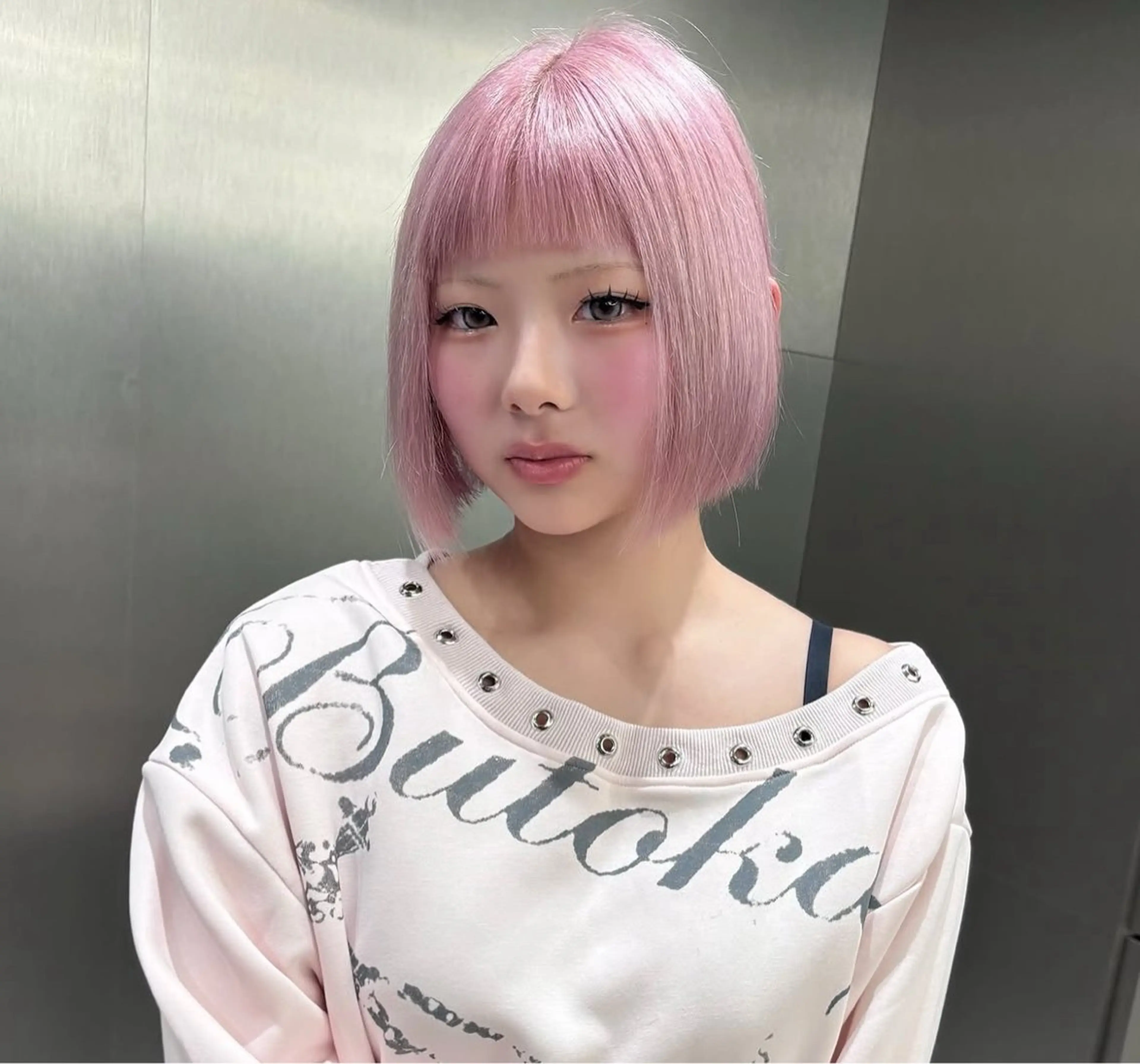 ショート カラー ブロンド ピンクカラー ヘアカラー 縮毛矯正/ mikaのヘアスタイル