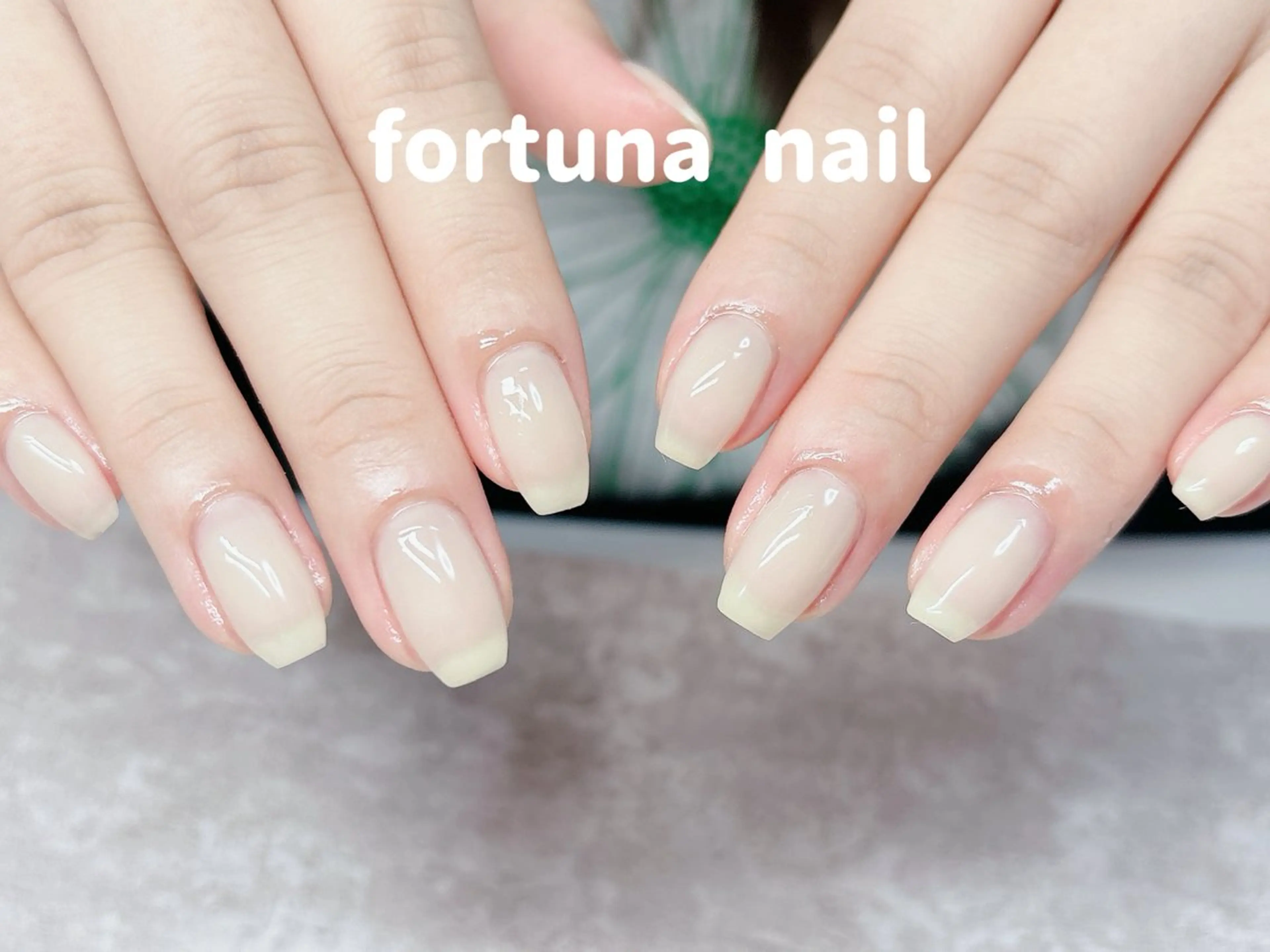 ネイル ハンドネイル Nail •Head スパFortunaのネイルデザイン