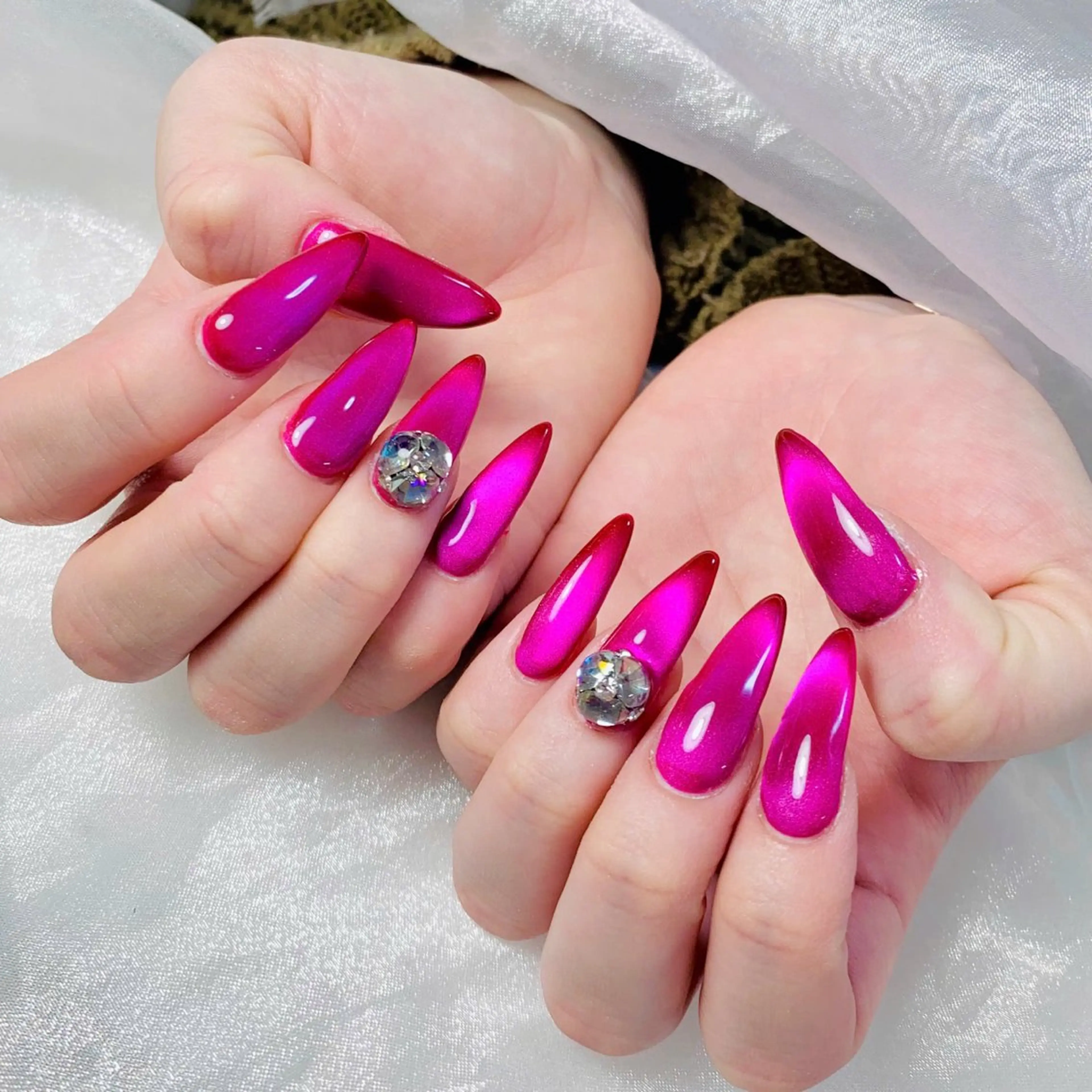 ネイル R Studioのネイルデザイン