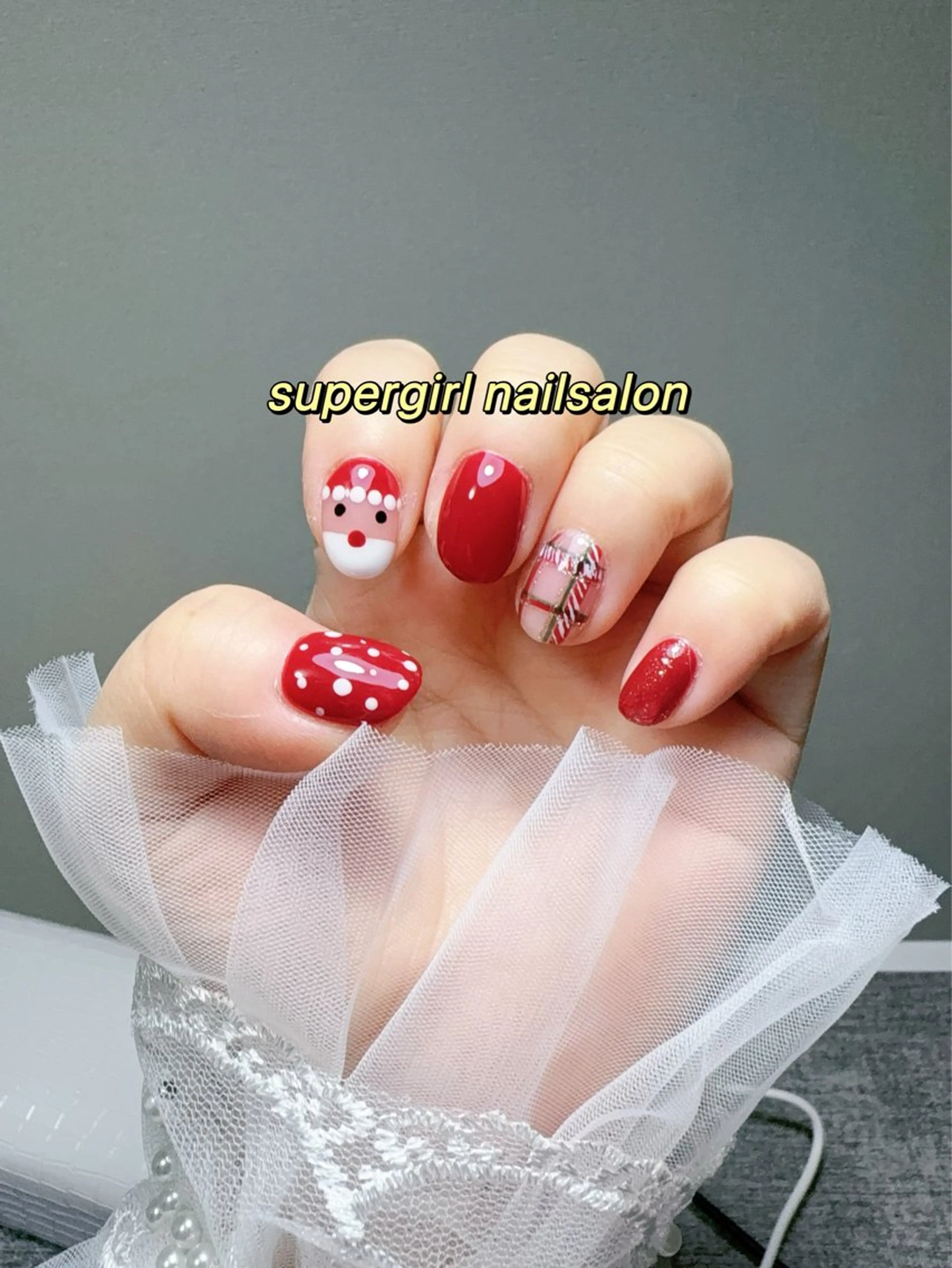 ネイル ハンドネイル supergirl ネイル専門サロンのネイルデザイン