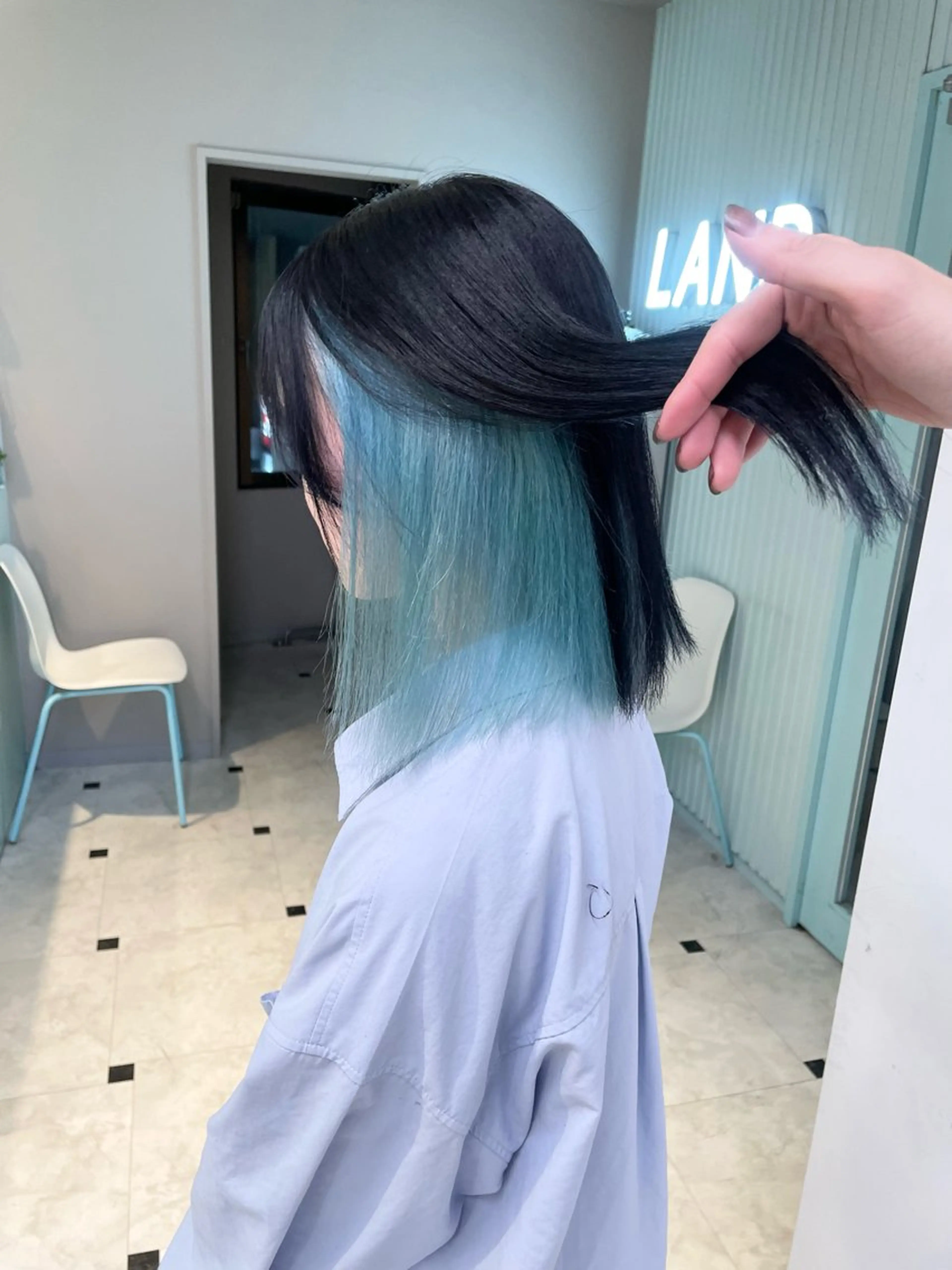 ミディアム ヘアカラー サロウィン新宿三丁目East所属・顔周りレイヤー/新宿 /モテ艶カラー/航介のヘアスタイル