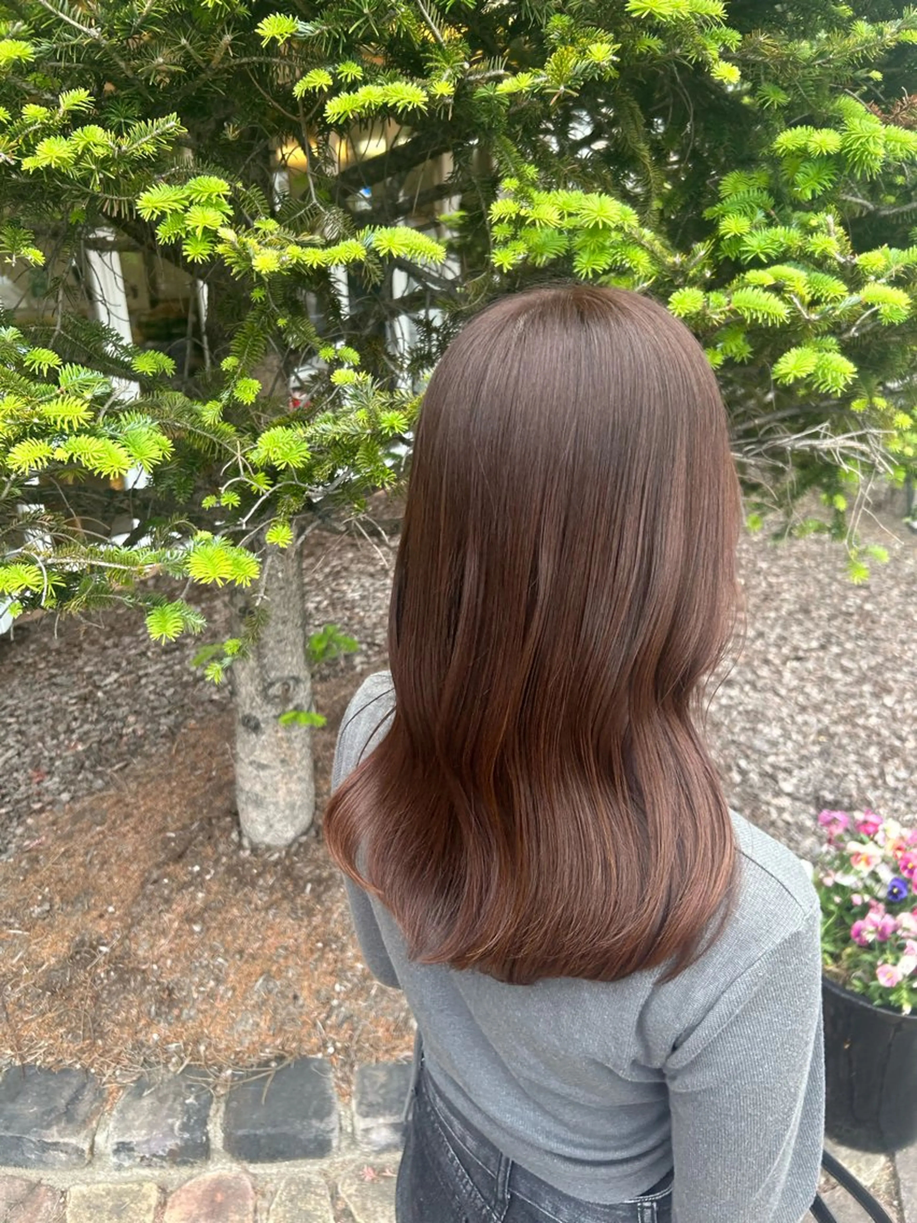 セミロング カット ヘアカラー Flat /rina🧸のヘアスタイル